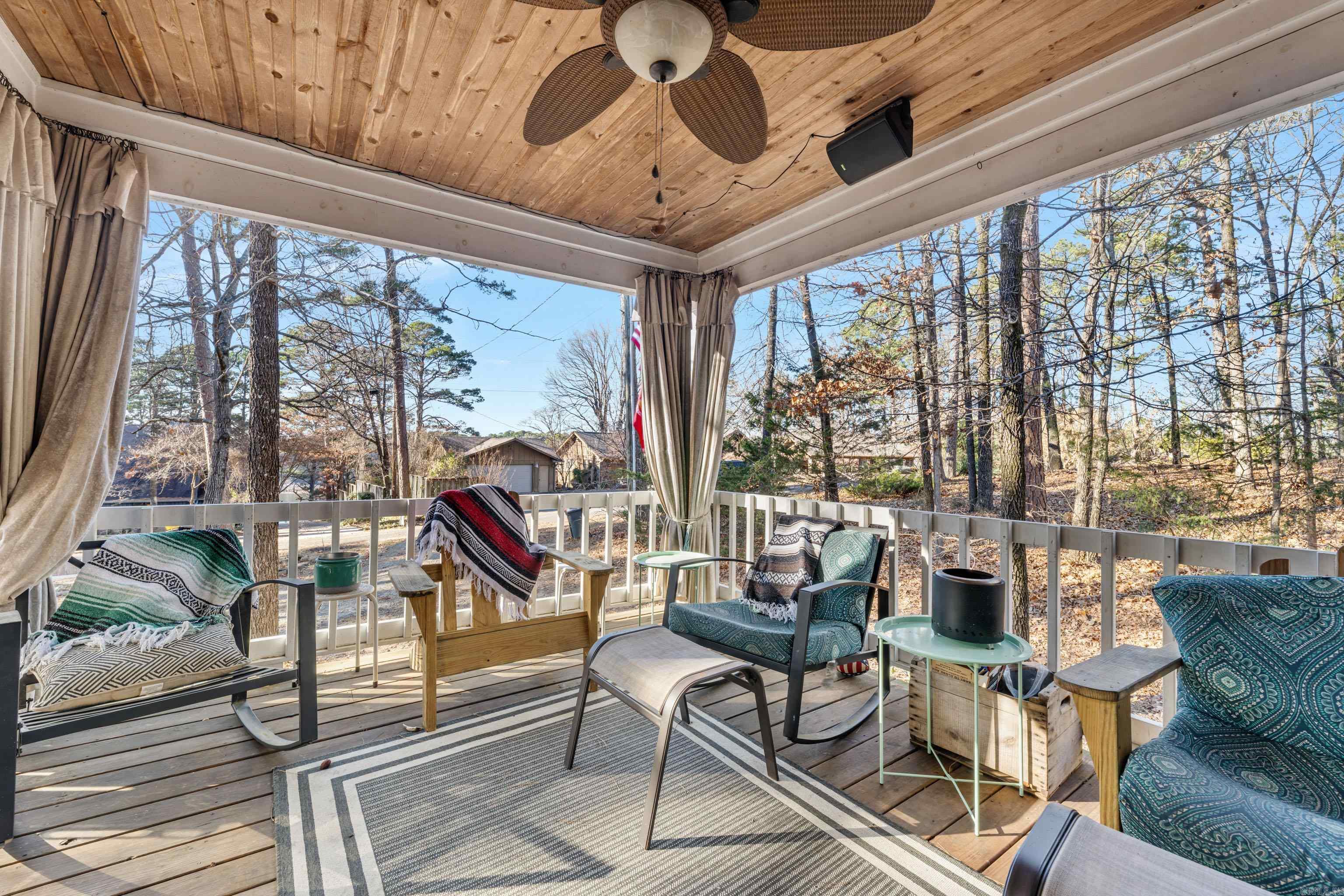 Lake Forest Estates - Residential