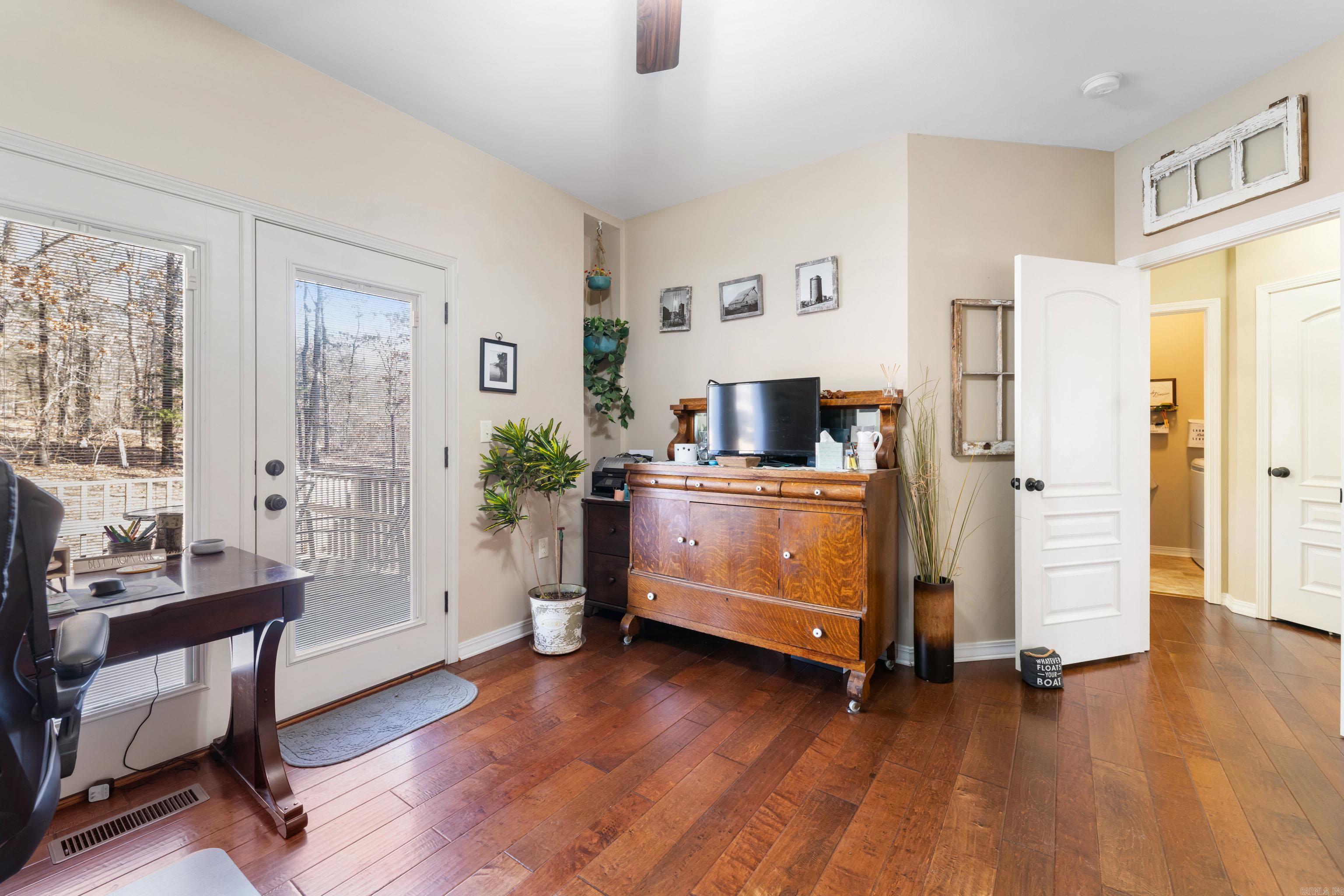 Lake Forest Estates - Residential