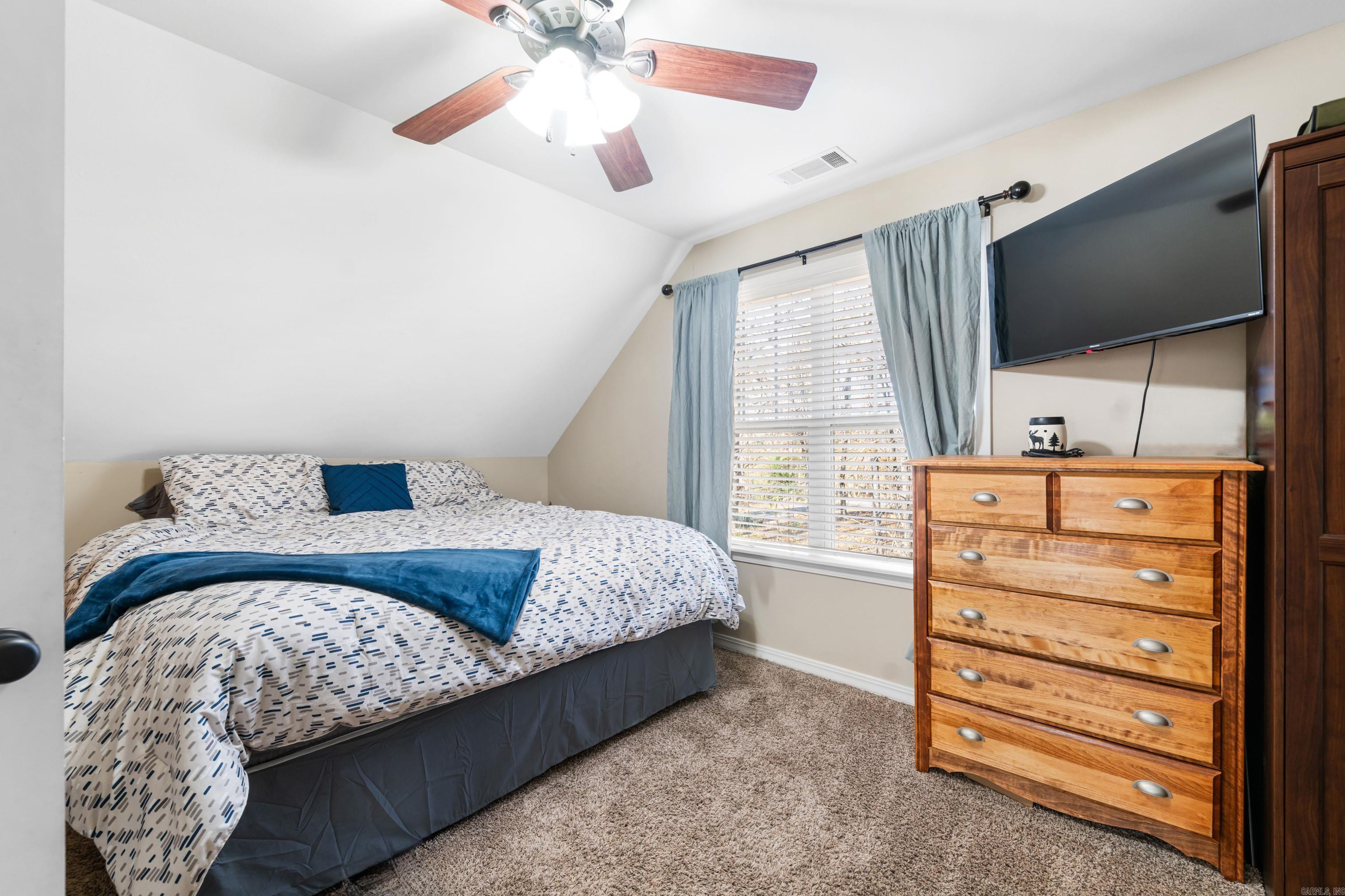 Lake Forest Estates - Residential