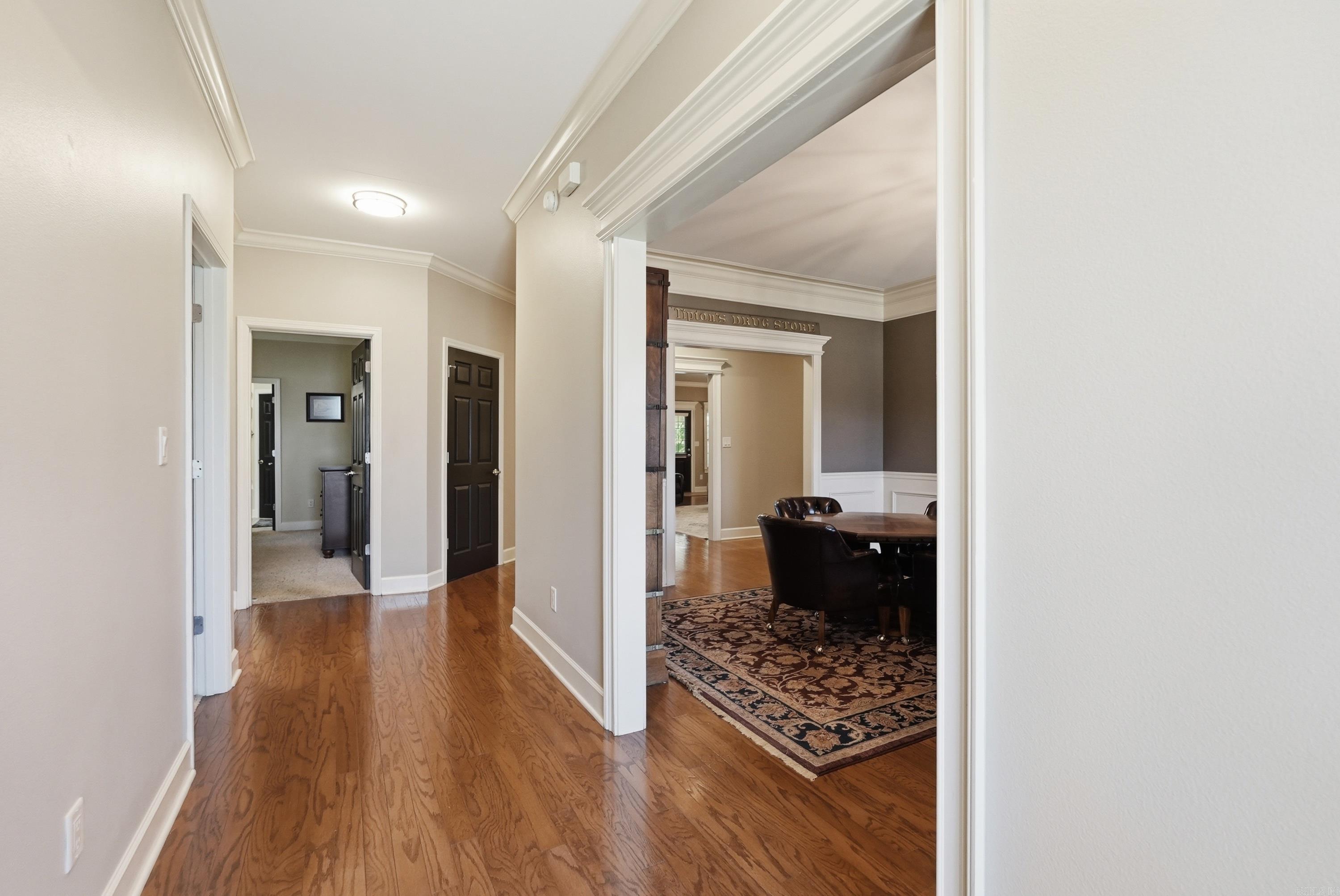 LONGHILLS VILLAGE - Residential