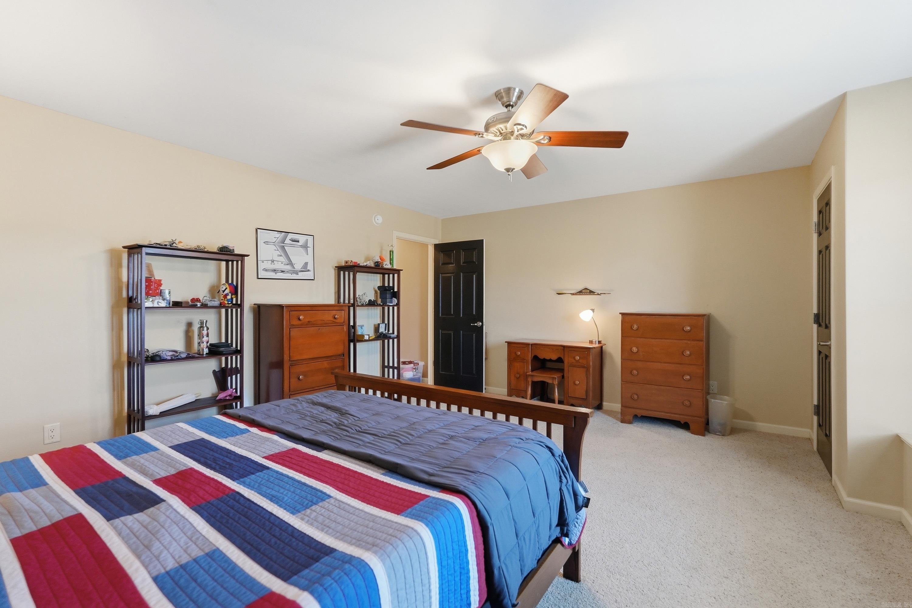 LONGHILLS VILLAGE - Residential