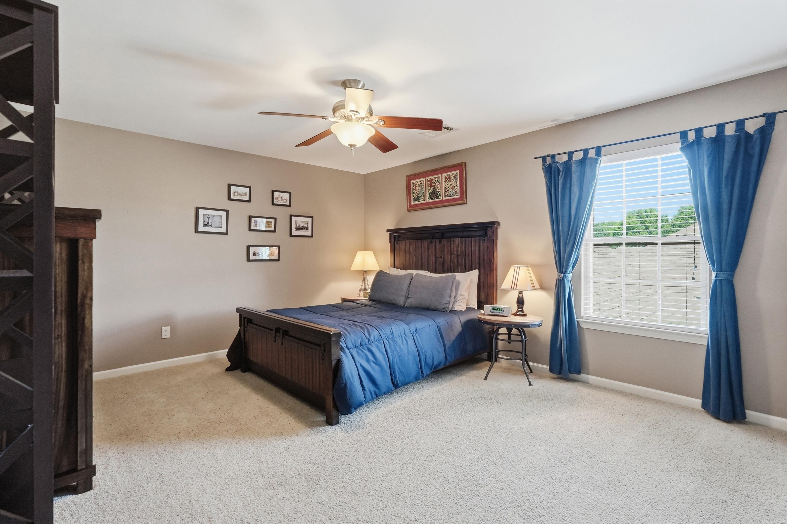 LONGHILLS VILLAGE - Residential