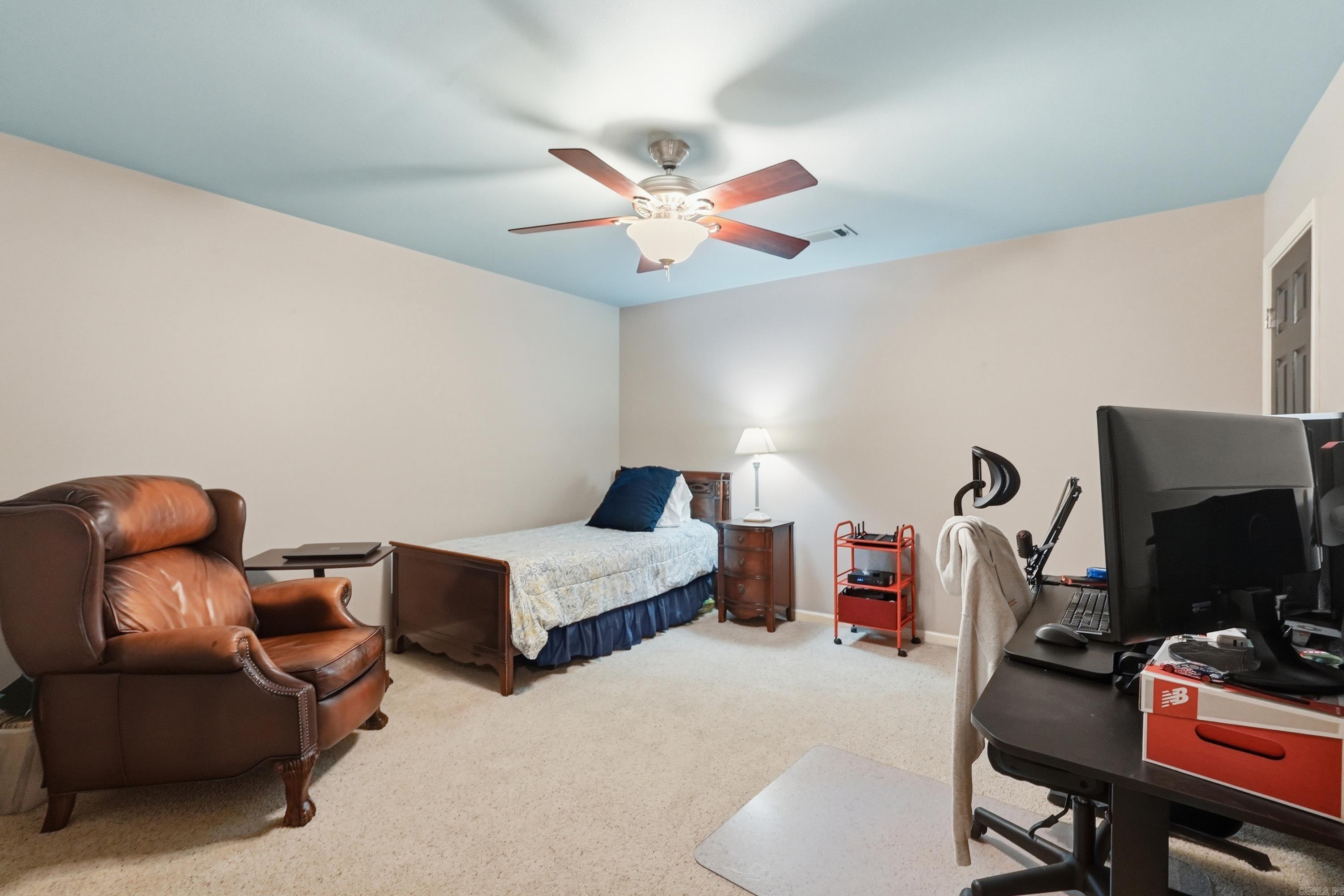 LONGHILLS VILLAGE - Residential