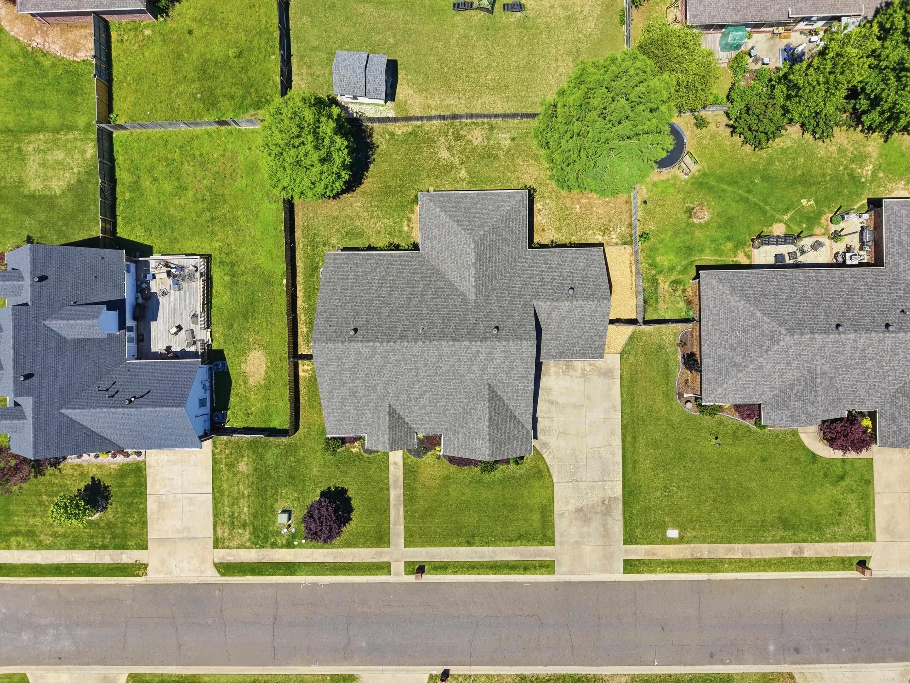 LONGHILLS VILLAGE - Residential