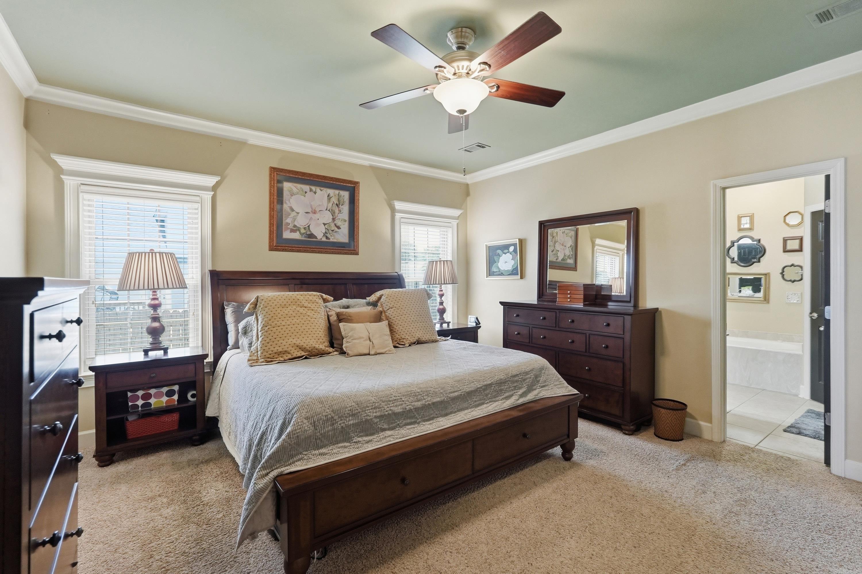 LONGHILLS VILLAGE - Residential