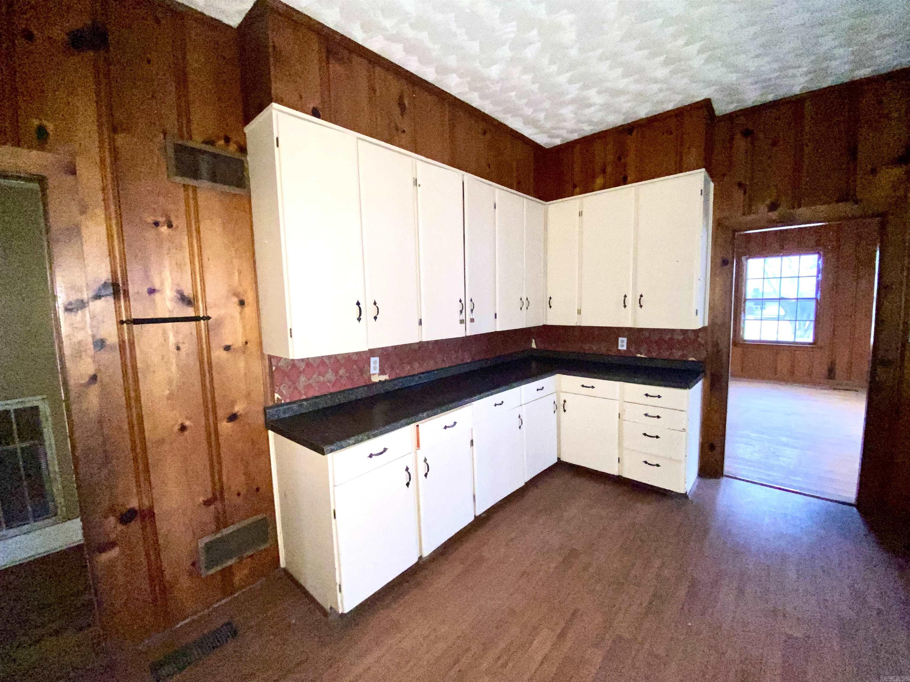 BERGER SUB NISBETT 2ND - Residential