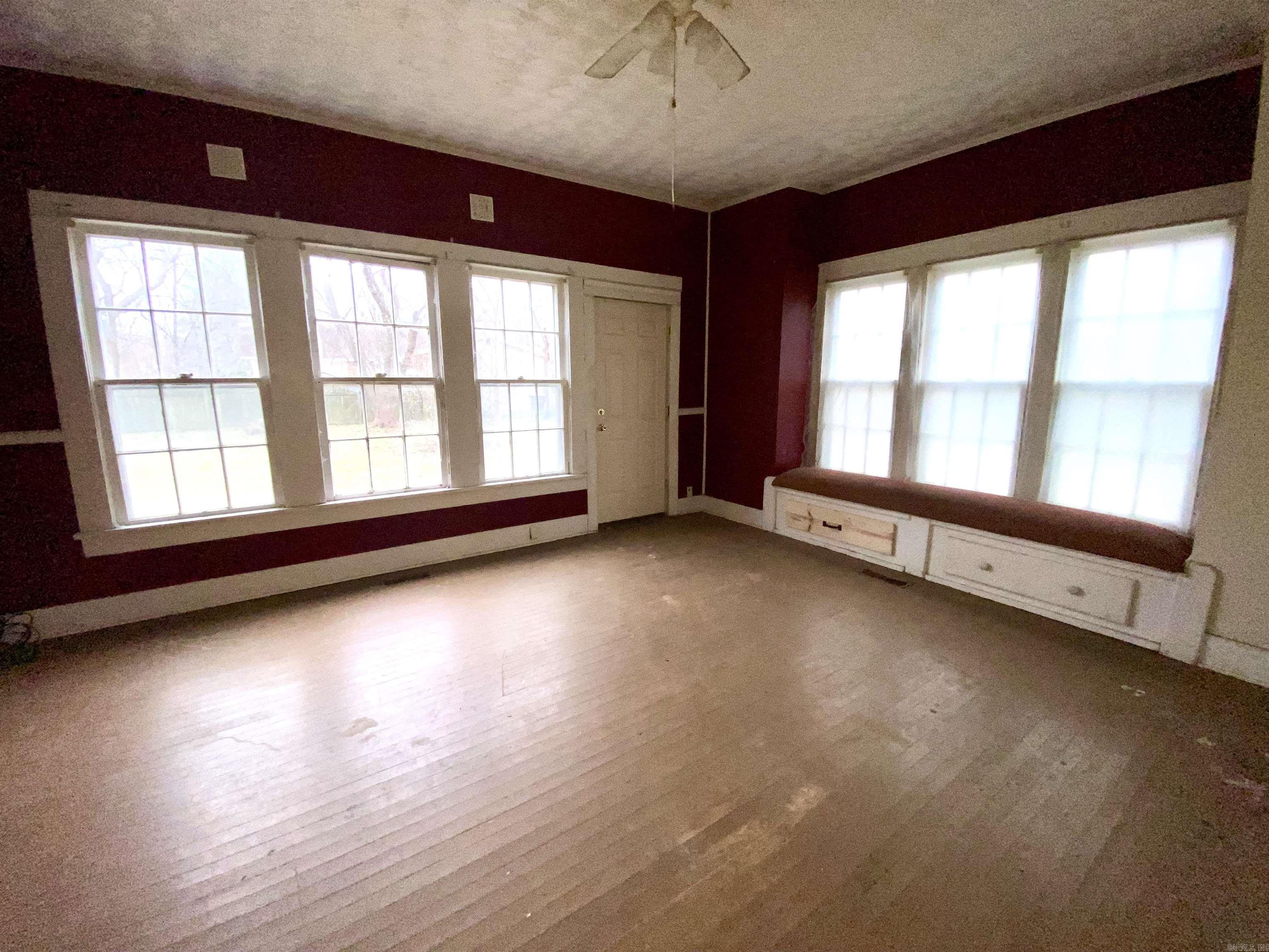 BERGER SUB NISBETT 2ND - Residential