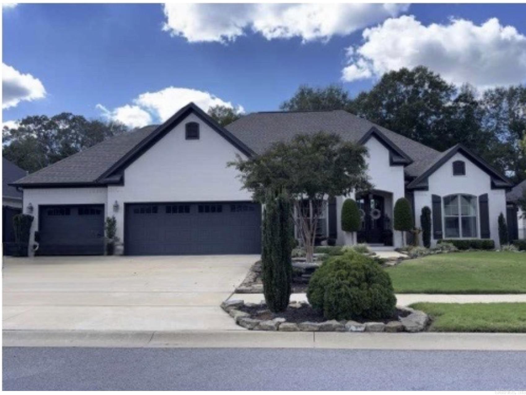 Salem Oaks - Residential