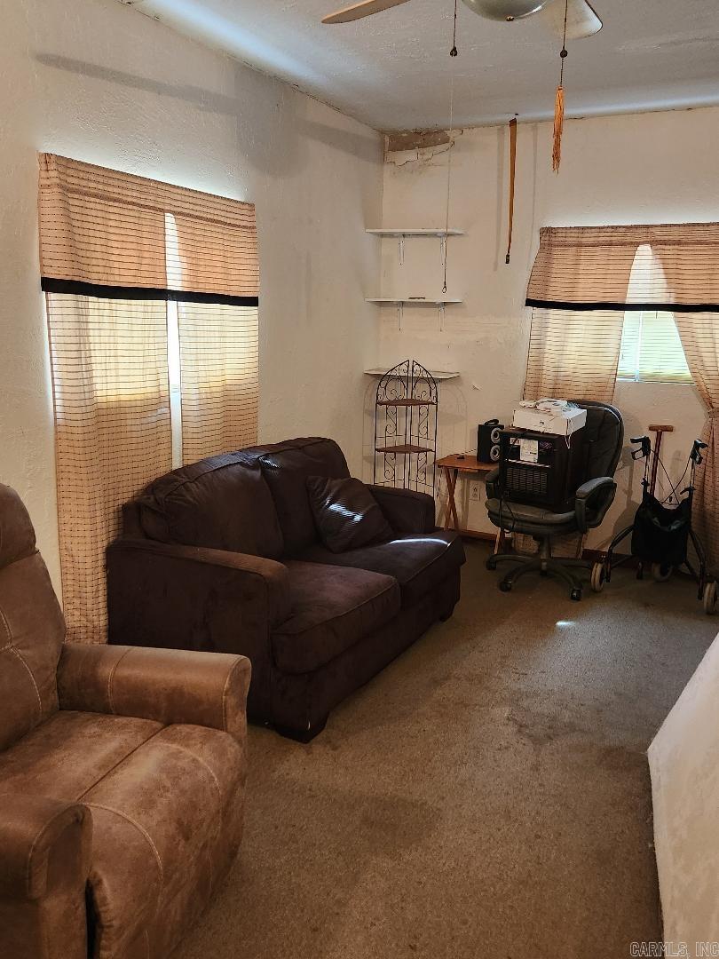 CIRCLE LAKE - Residential