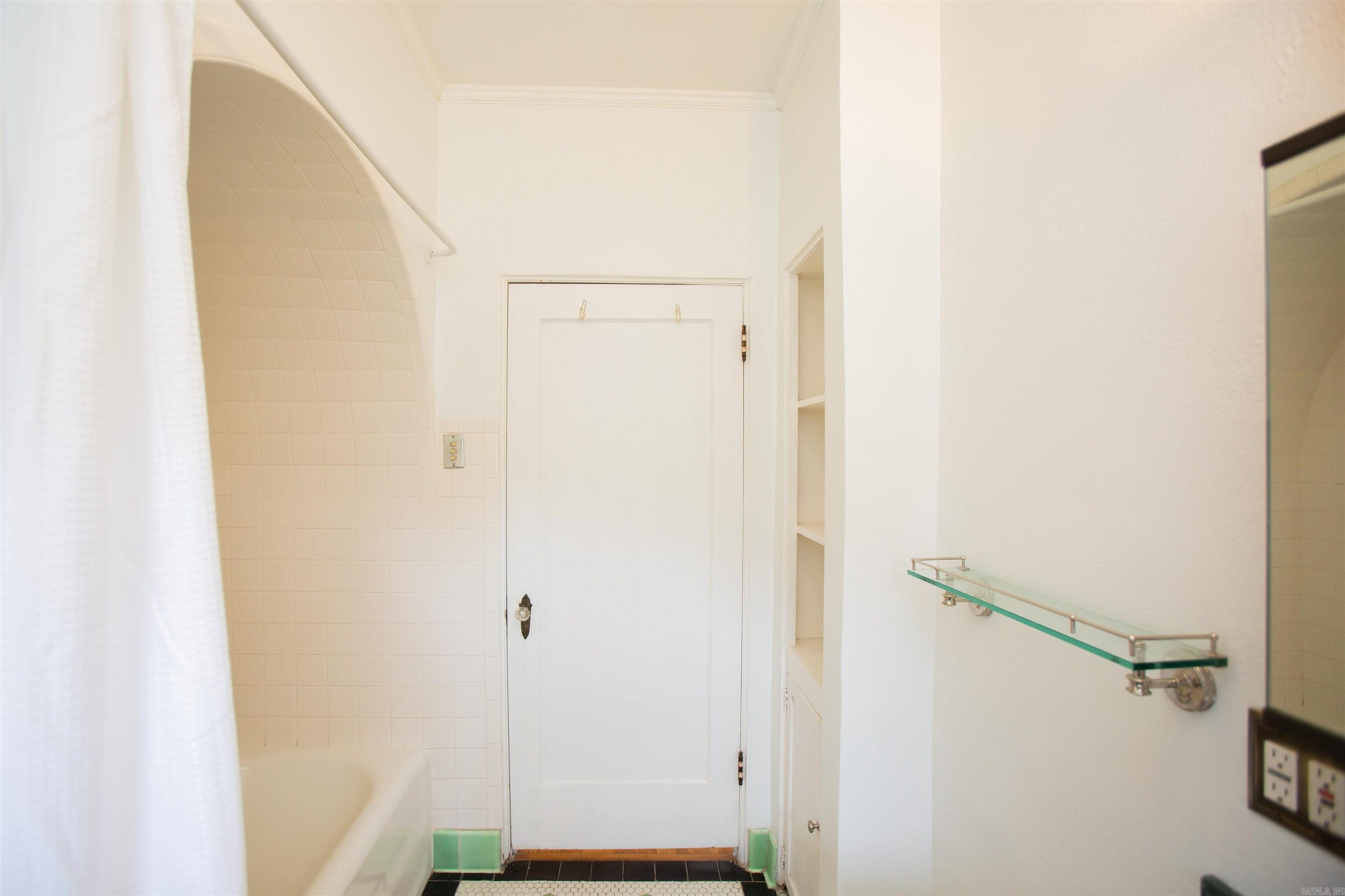 Youngs Park - Residential Lease