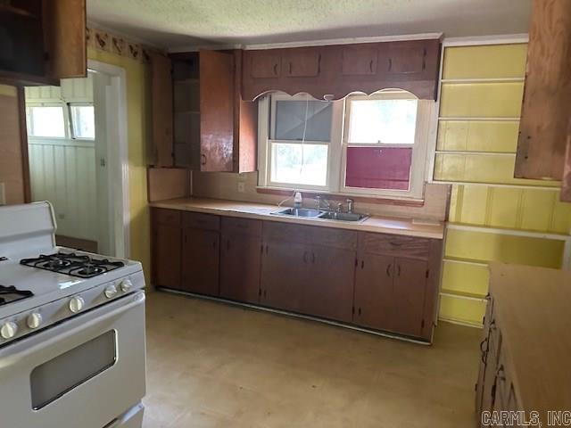 WEST WOODS - Residential