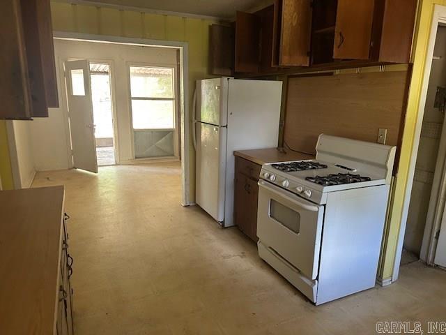 WEST WOODS - Residential