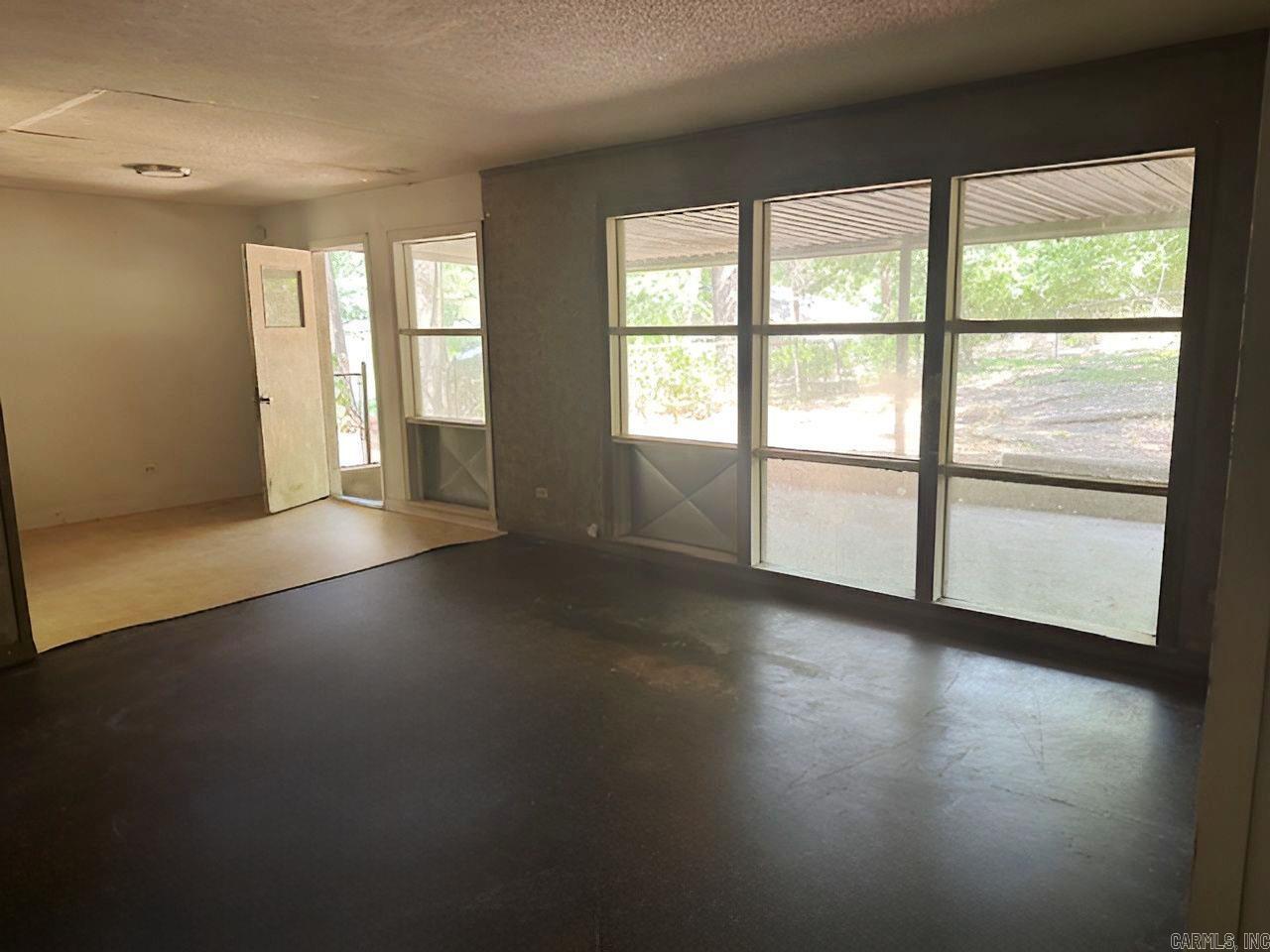 WEST WOODS - Residential