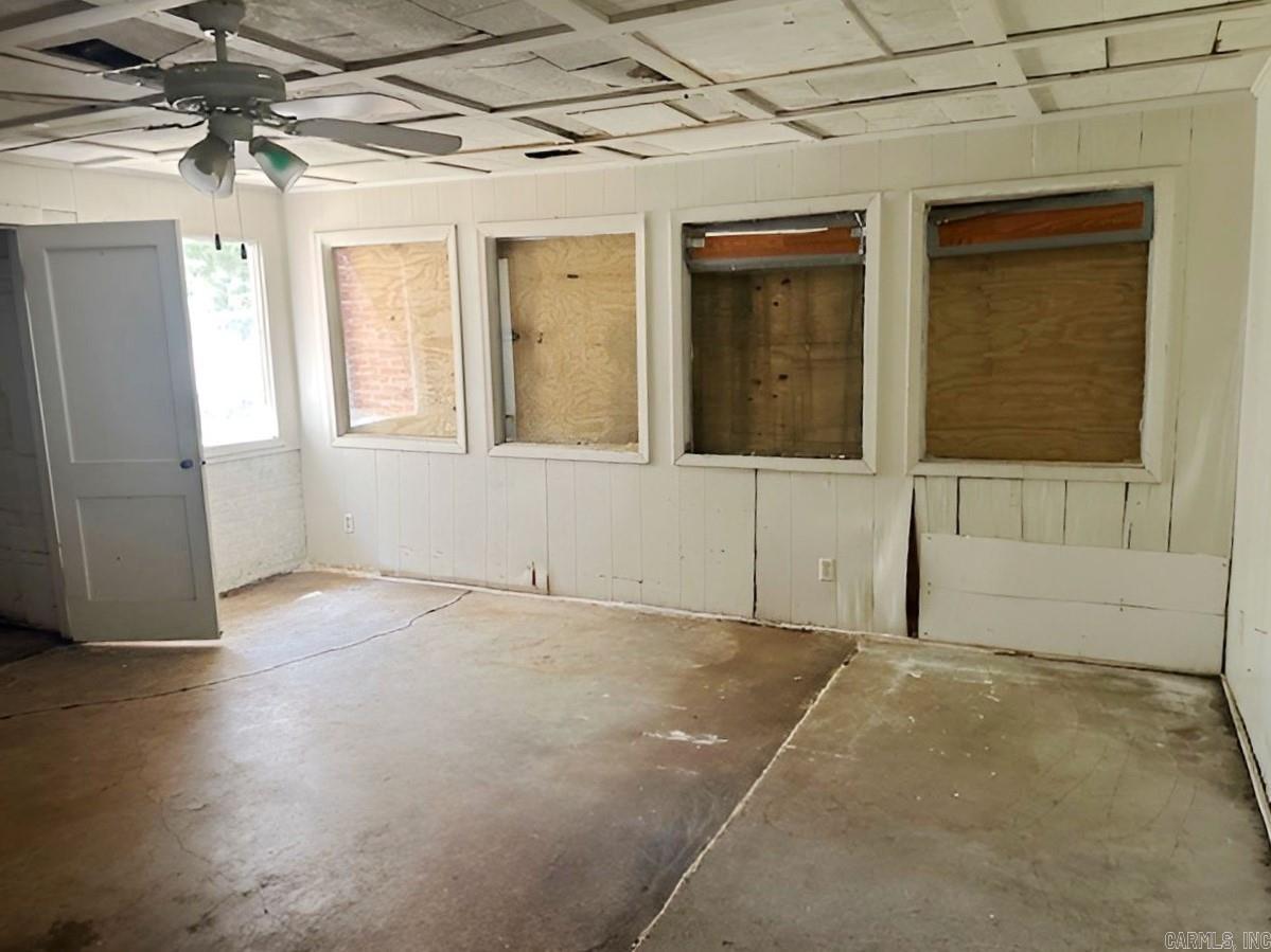 WEST WOODS - Residential