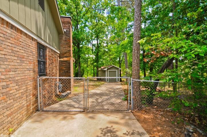 Pleasant Tree - Residential