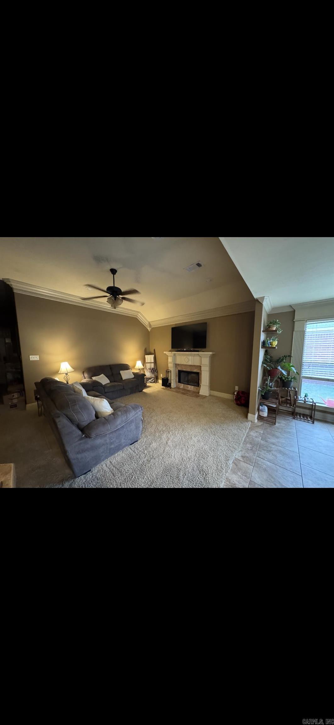 COUNTRY CLUB OF ARK THE - Residential Lease