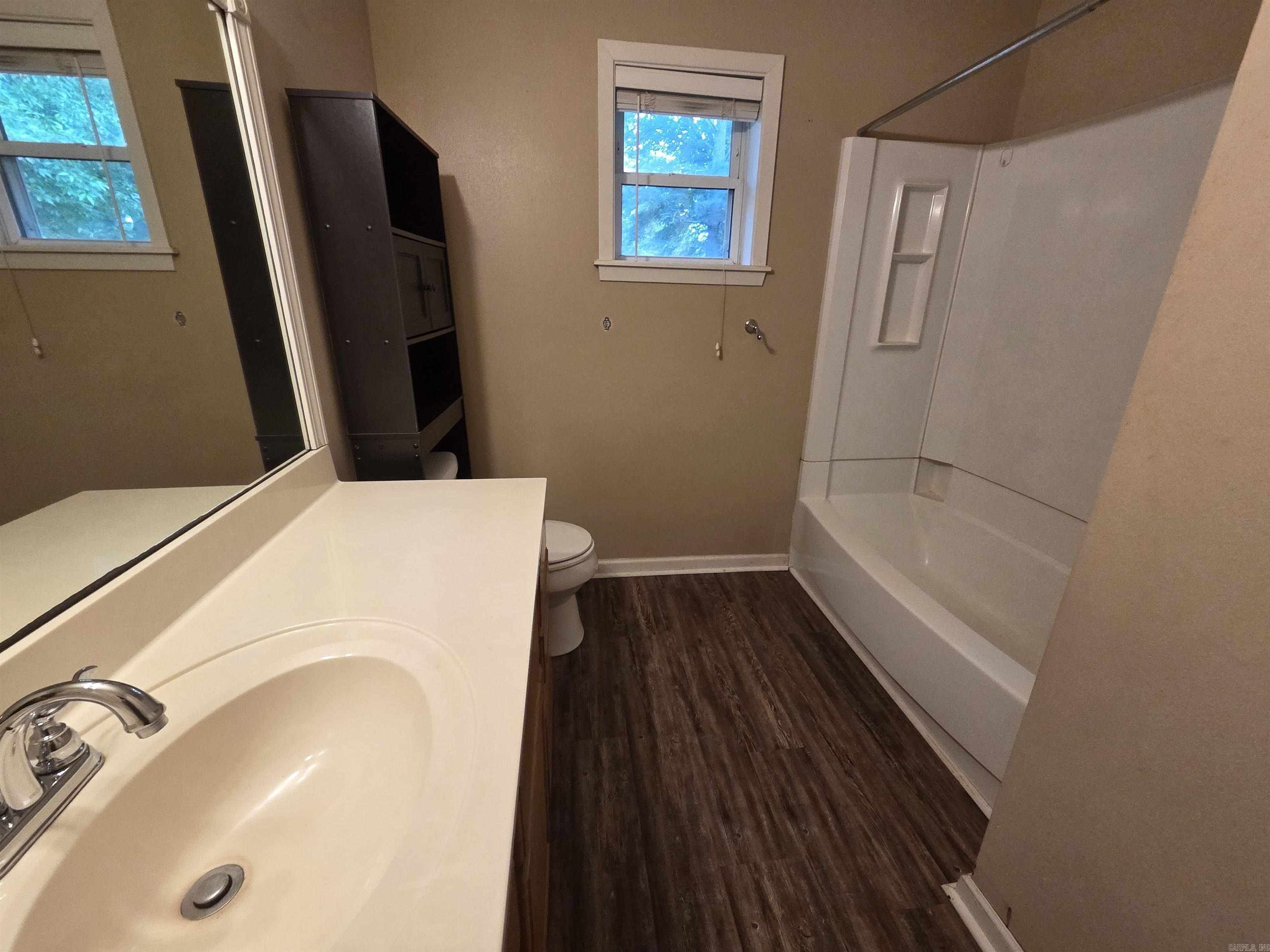 Windwood - Residential Lease