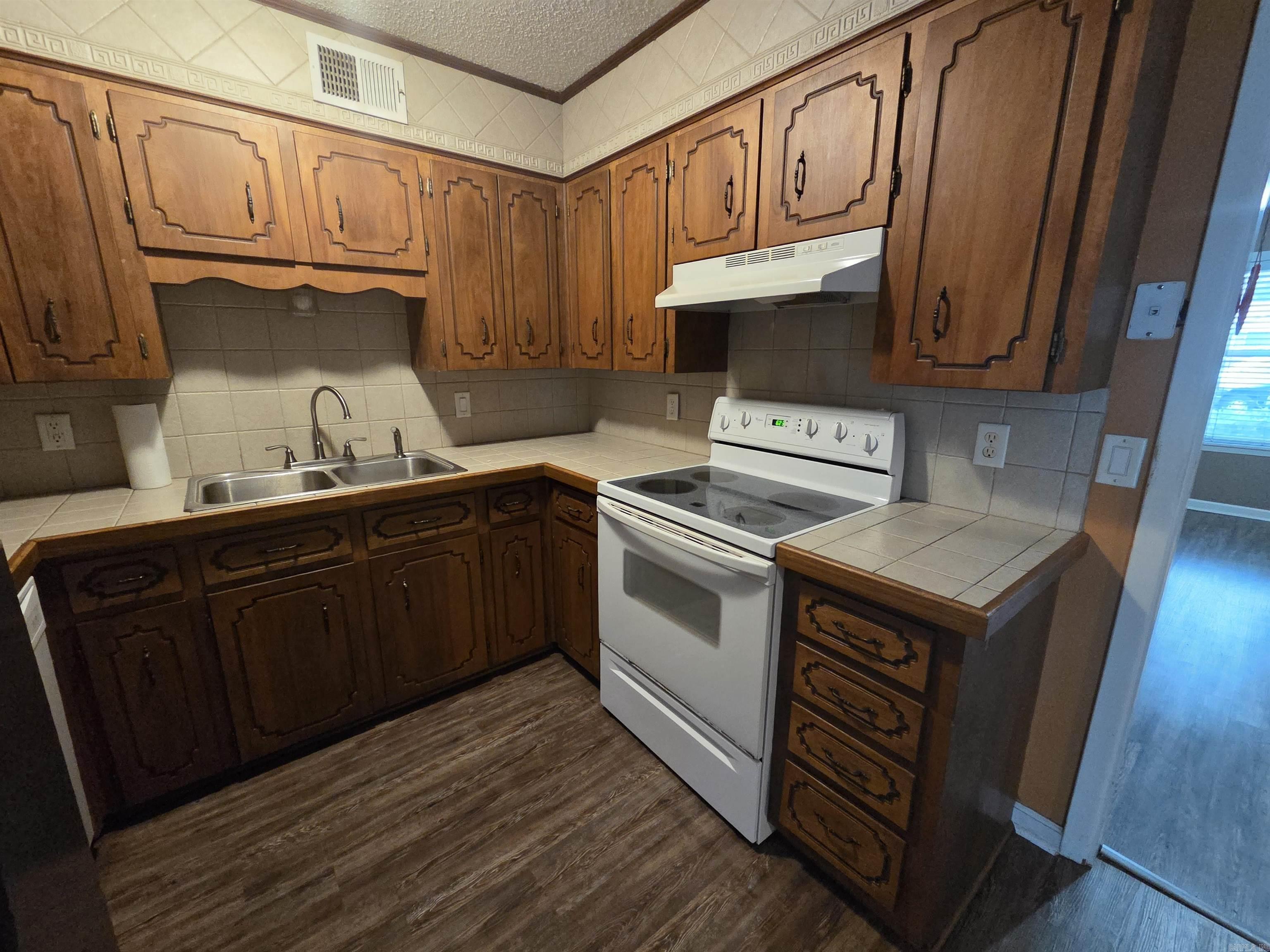 Windwood - Residential Lease