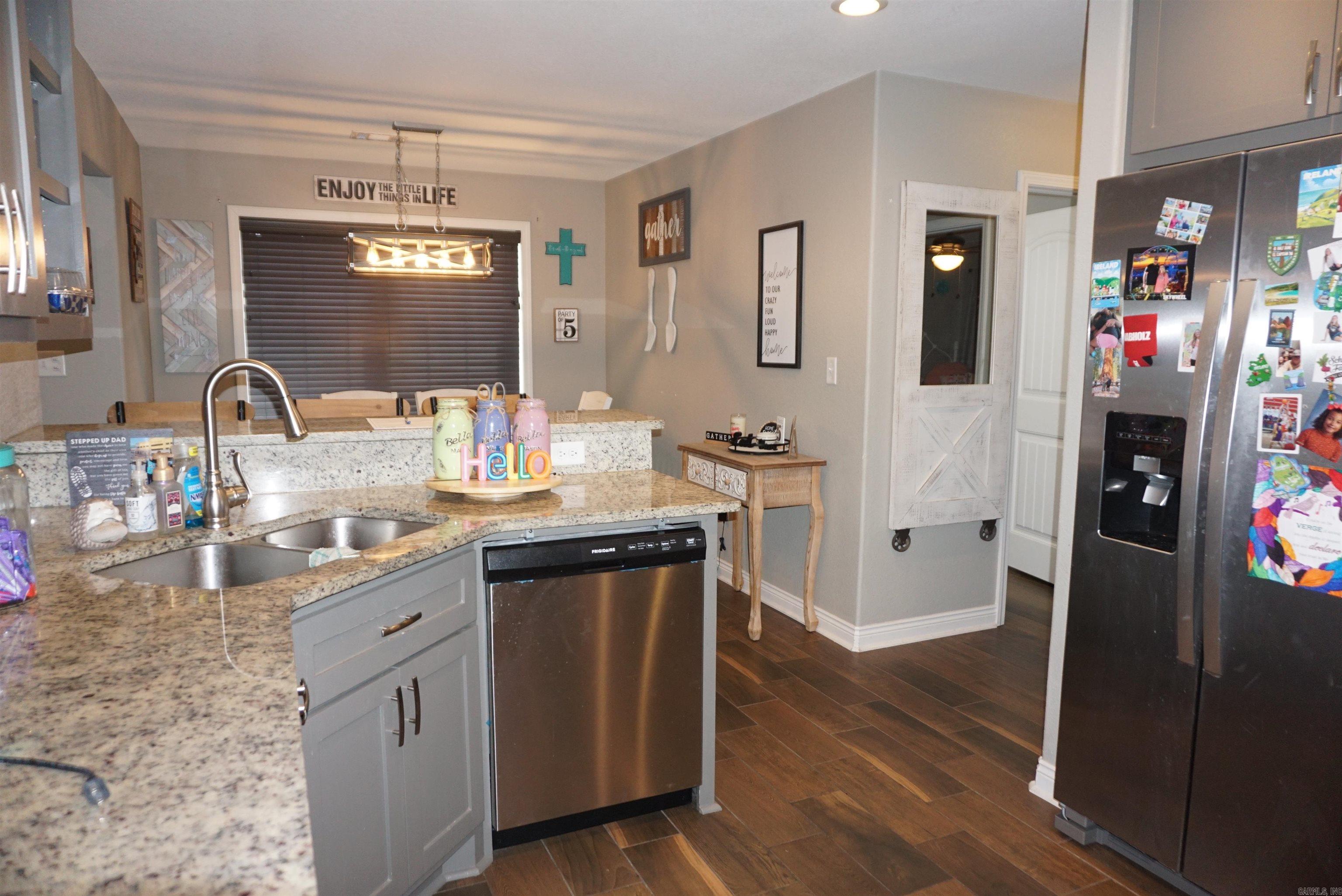 RIDGEWOOD S/D - Residential