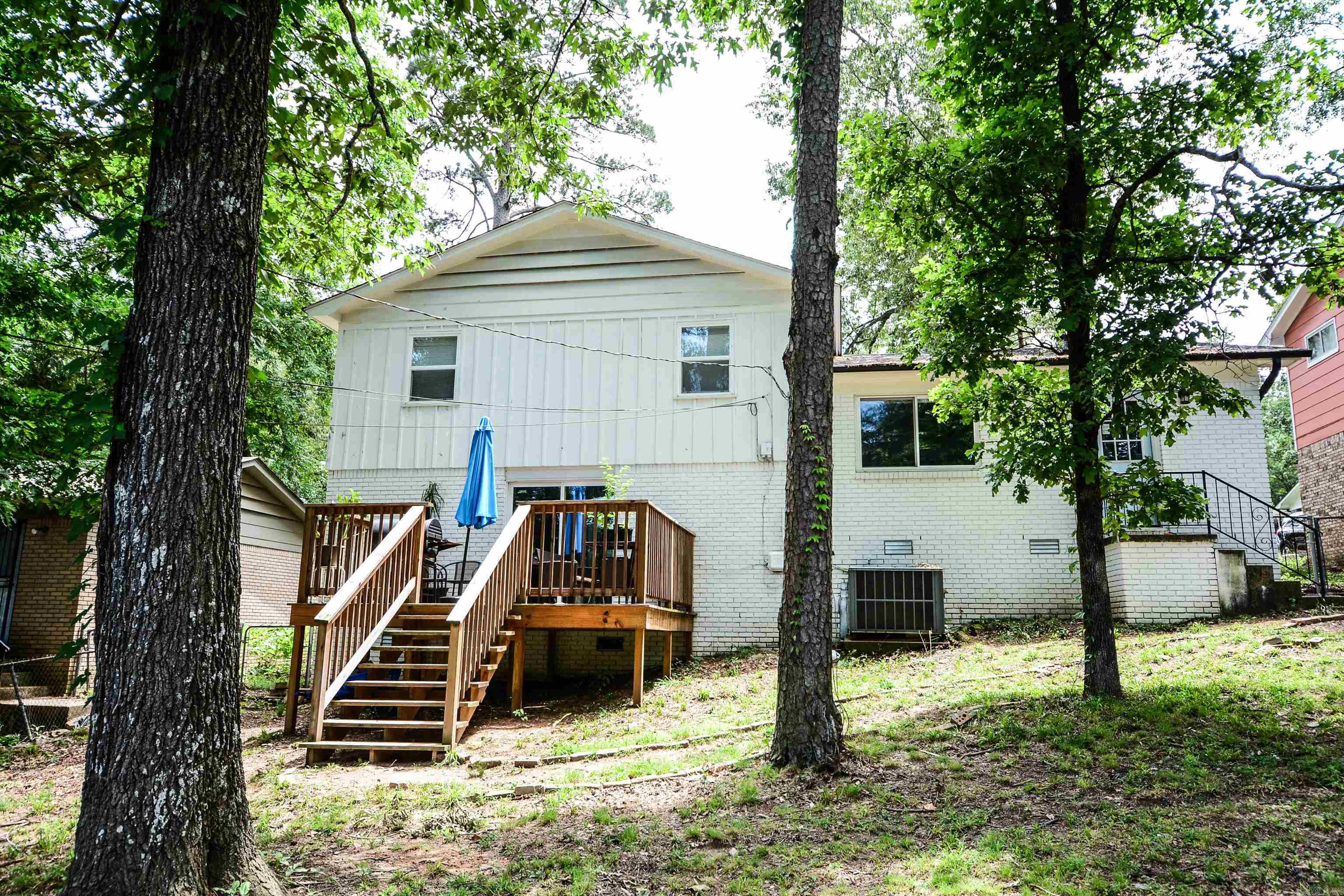 MEADOW LARK SUB - Residential