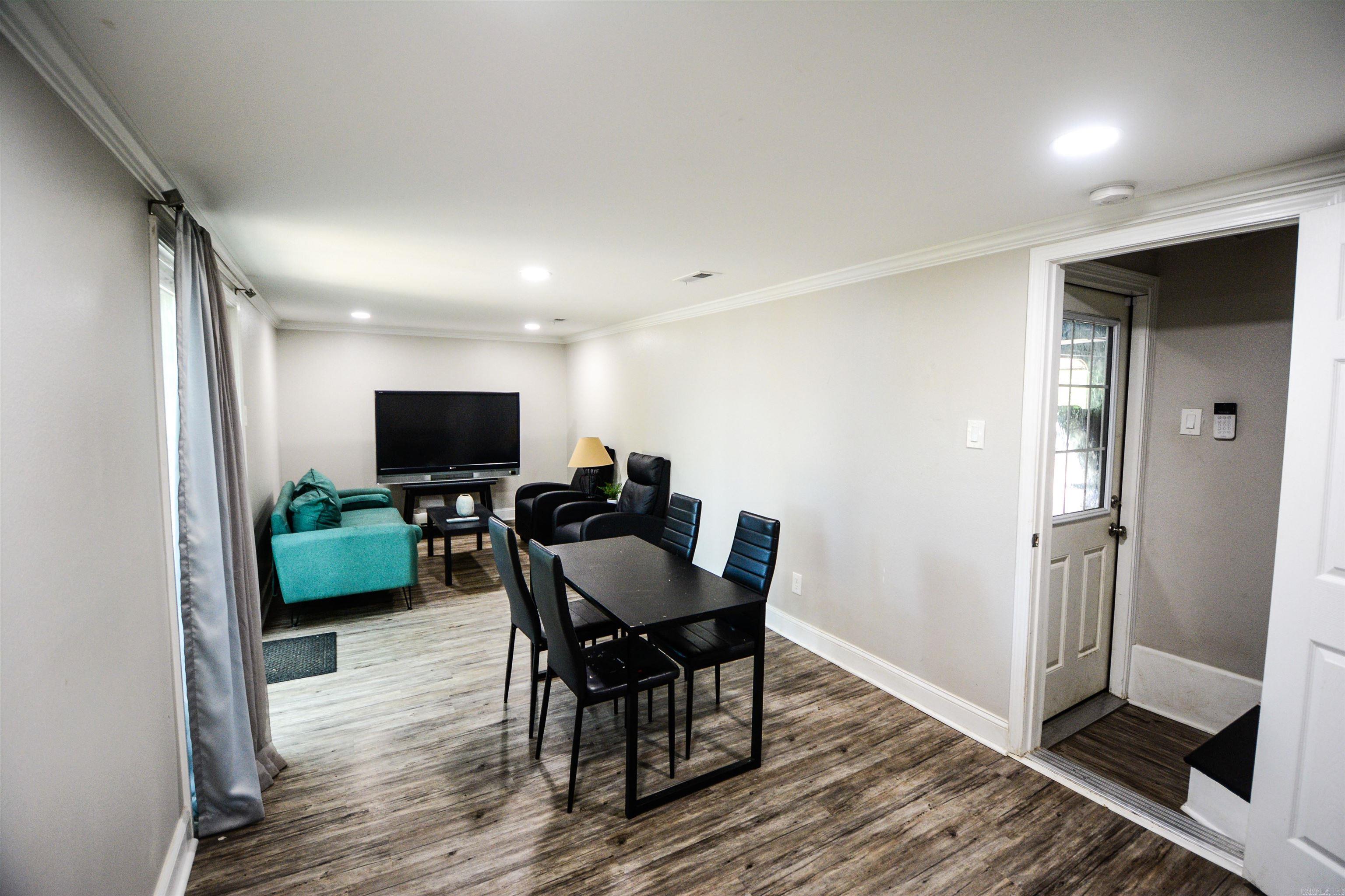 MEADOW LARK SUB - Residential