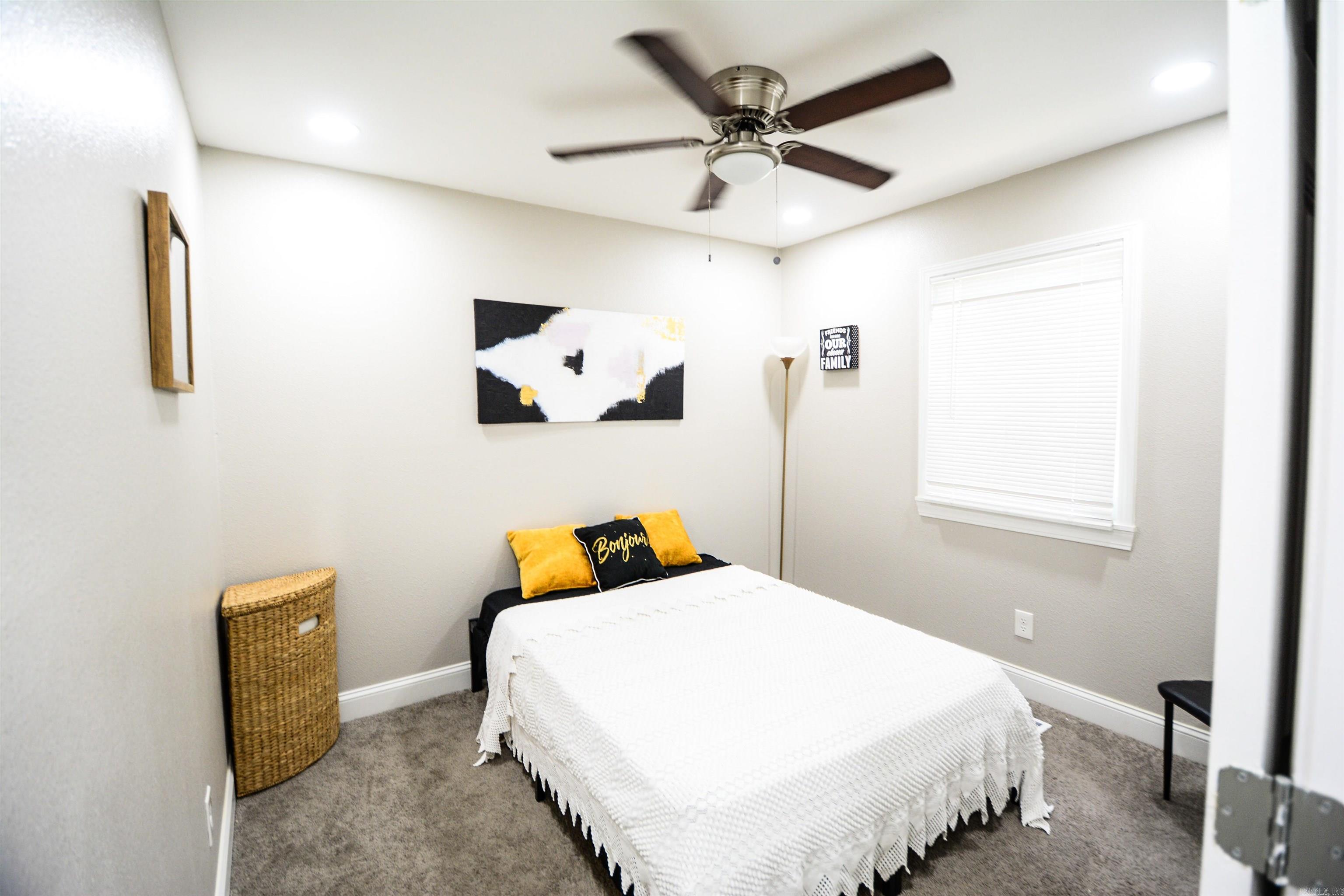 MEADOW LARK SUB - Residential