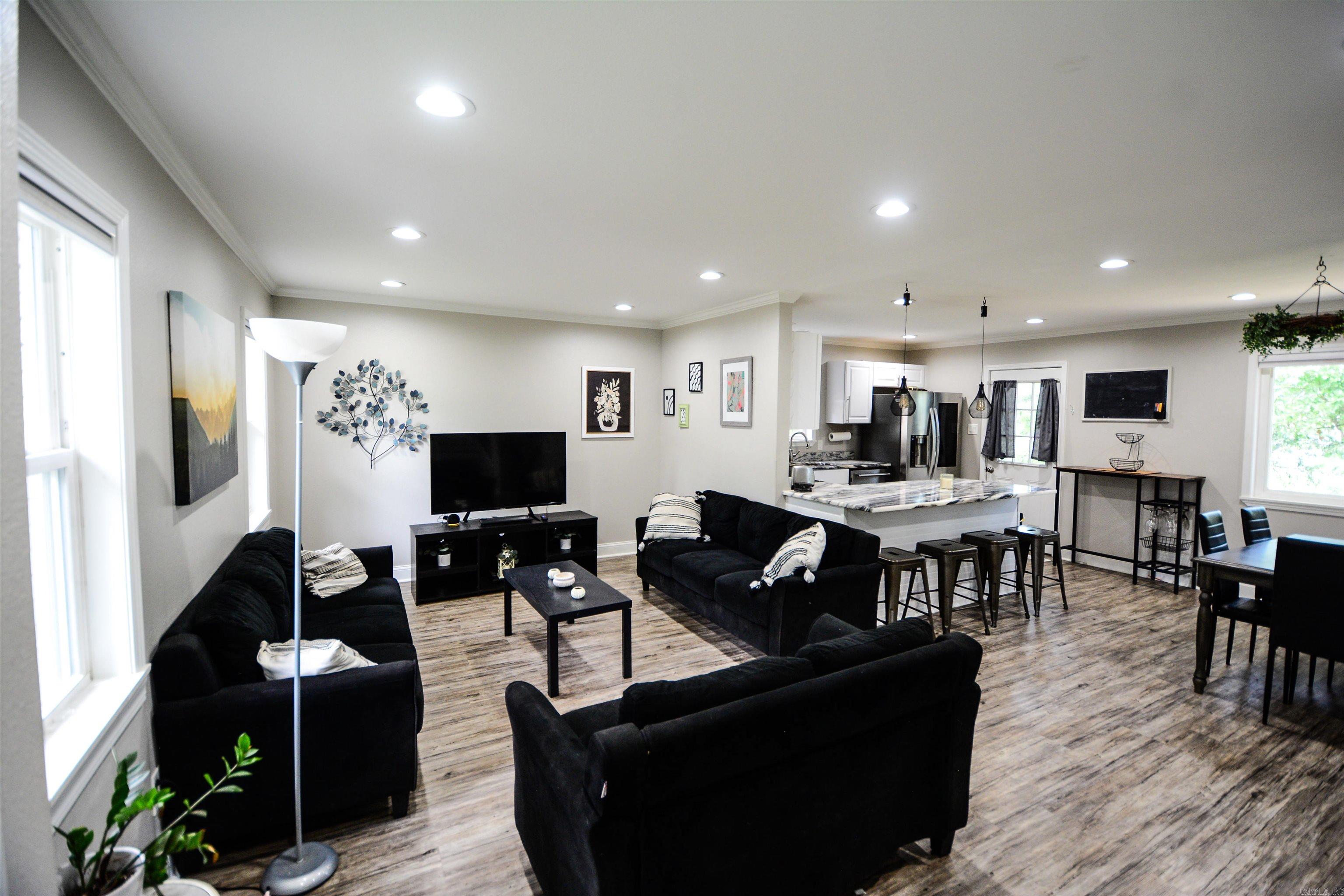 MEADOW LARK SUB - Residential