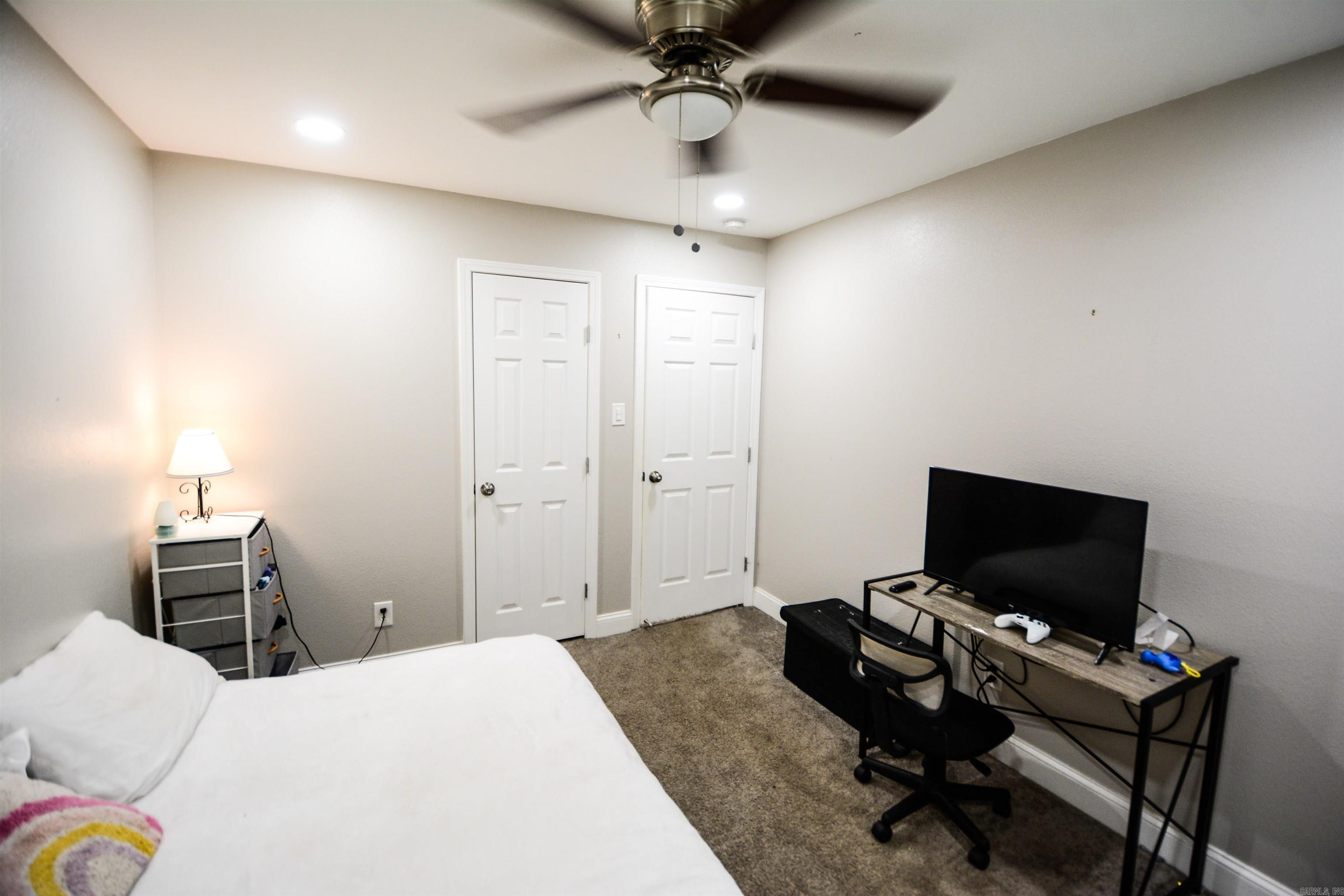 MEADOW LARK SUB - Residential