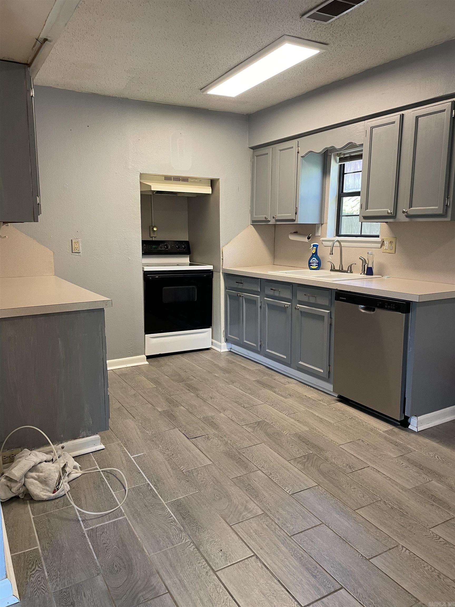 CLEARWATER ESTATES - Residential