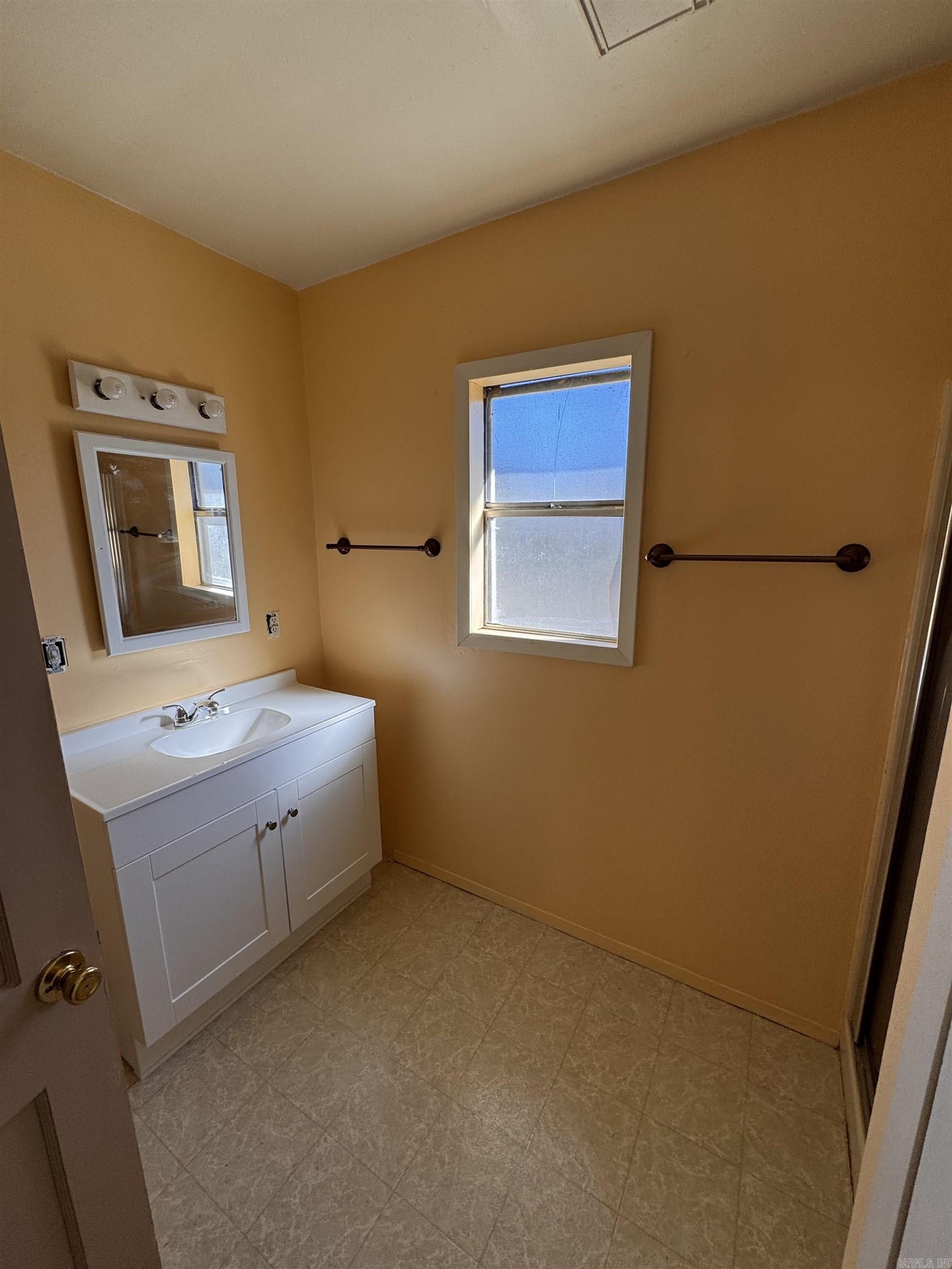 Kensett Original - Residential