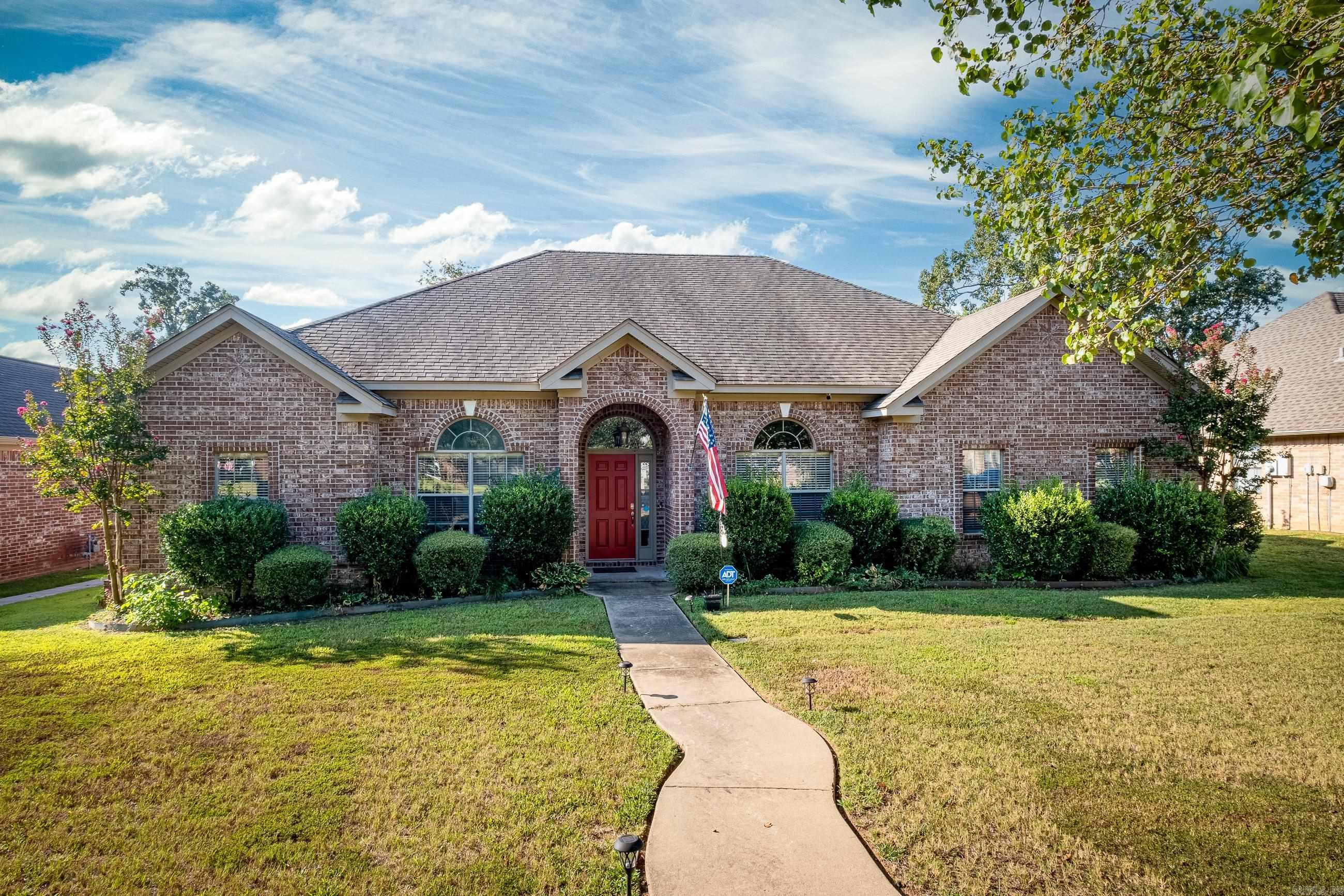 COUNTRY CLUB OF ARK THE - Residential