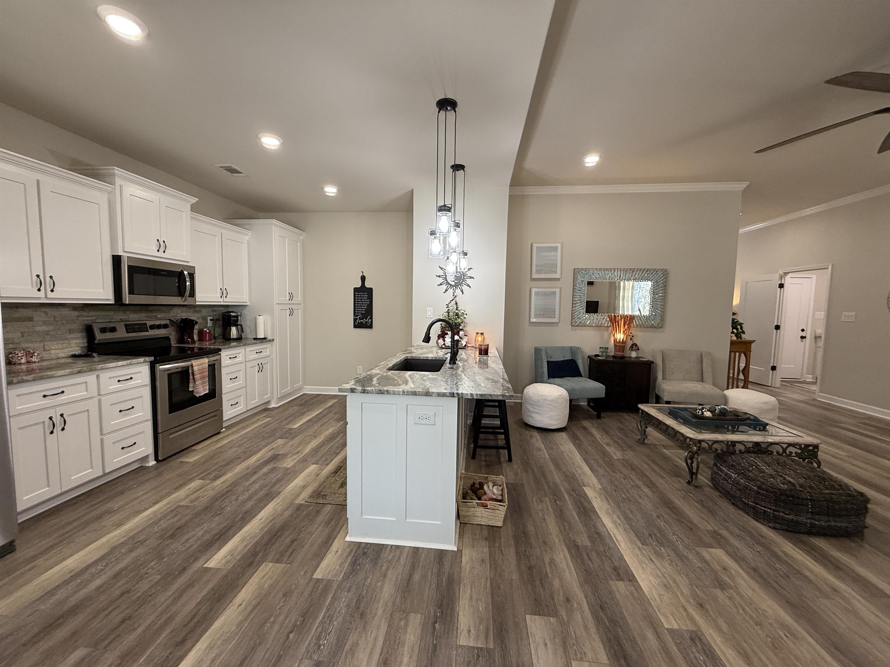 NORTHSHORE RIDGE - Residential