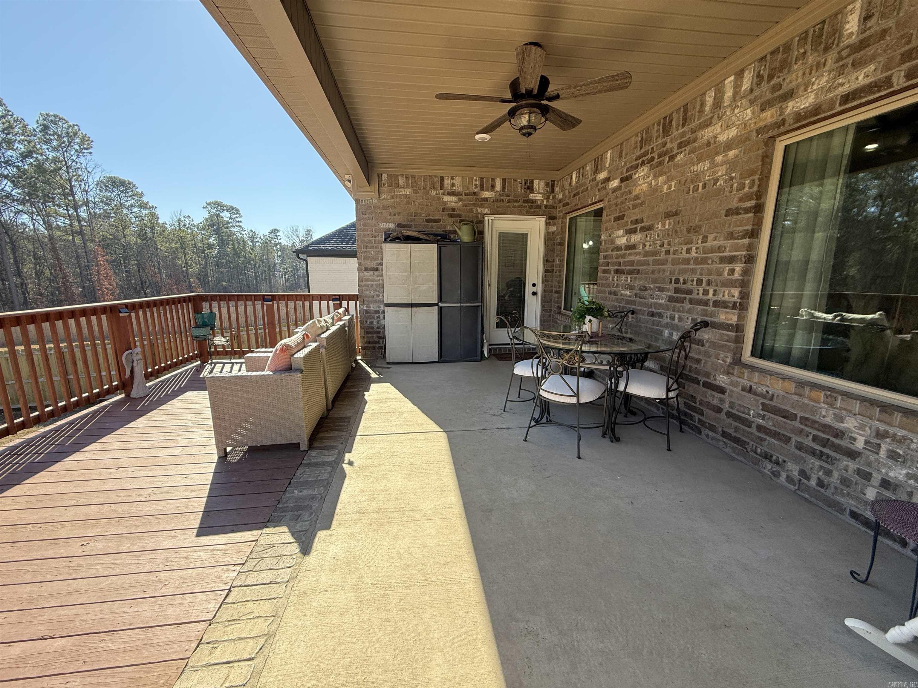 NORTHSHORE RIDGE - Residential
