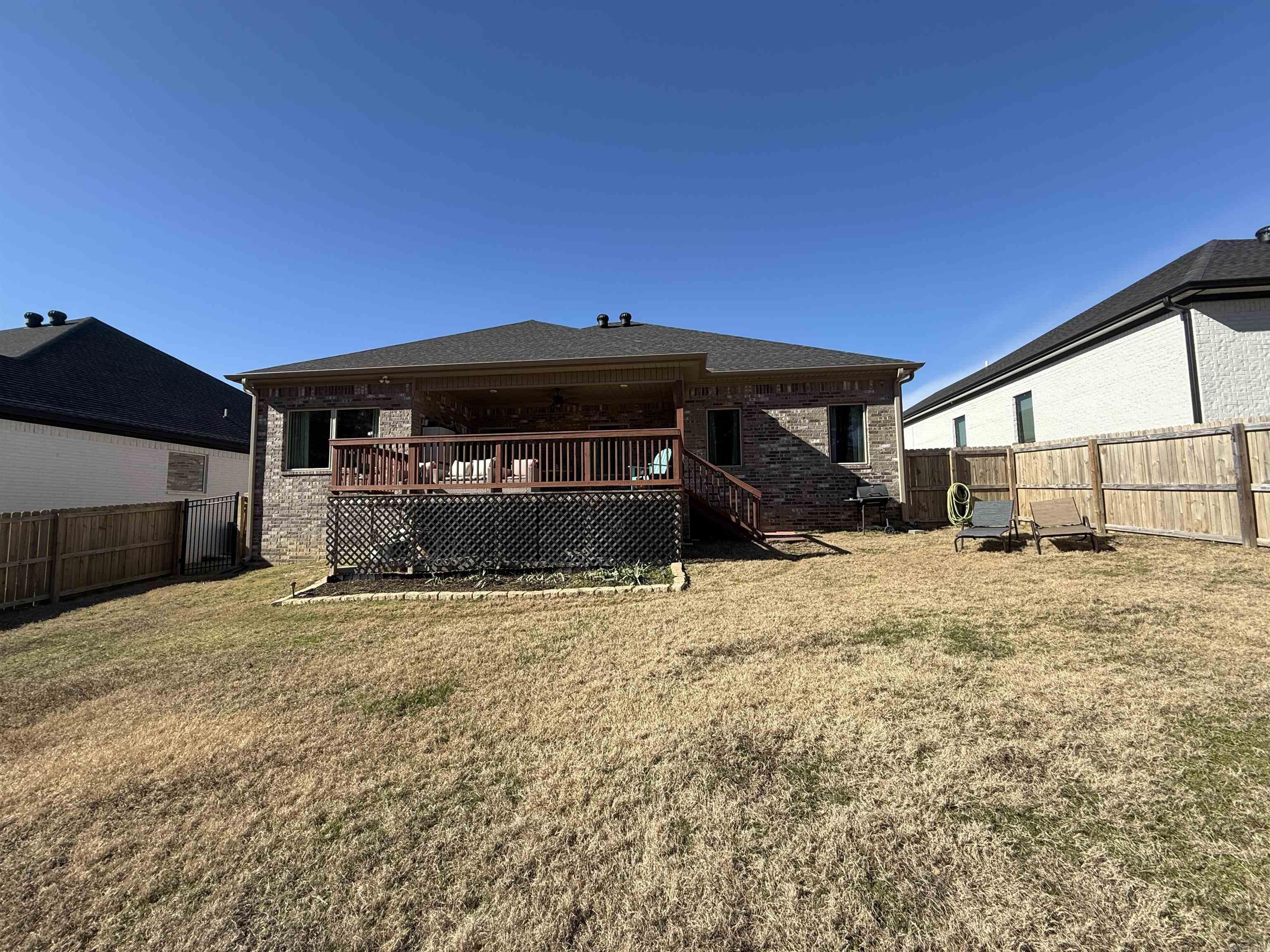 NORTHSHORE RIDGE - Residential