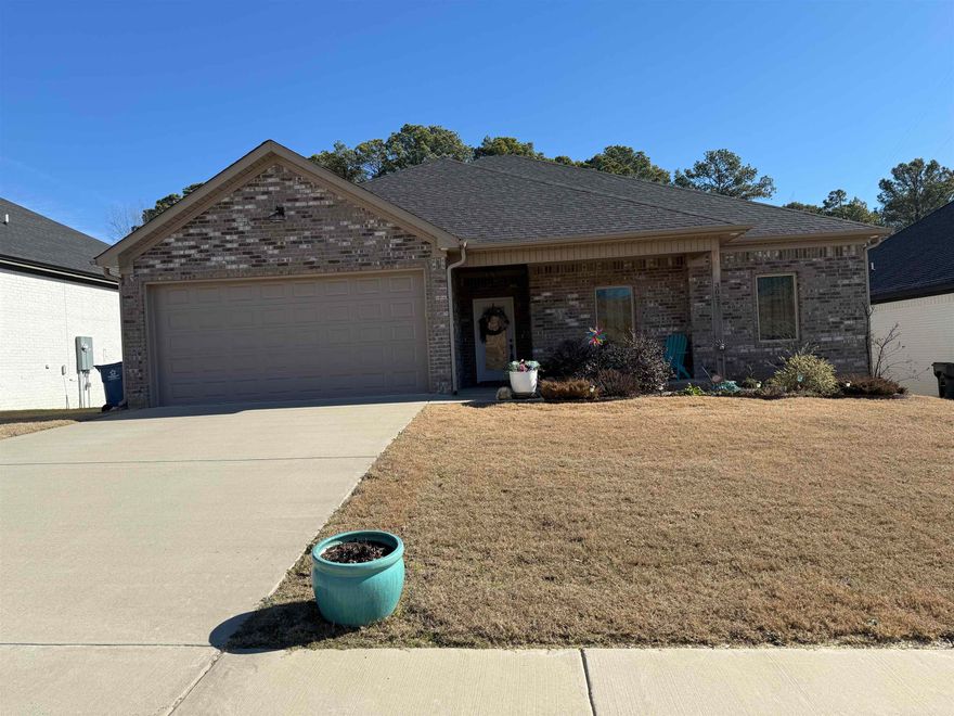 This 4/2 home in the desirable Northshore Ridge Subdivision is a perfect blend of style and functionality. As you walk through the front door, you’re greeted by a spacious, open floor plan that seamlessly connects the living, dining, and kitchen areas—ideal for both relaxed family living and entertaining guests.The large kitchen with  ample counter space and plenty of room for prep and storage, while the dining area is perfect for hosting dinners or gatherings. Its spacious layout makes it easy to transition between cooking and entertaining. The primary suite feels like a retreat, the ensuite bathroom offers both a luxurious garden tub for soaking  and a walk-around shower for that spa-like experience. It’s a perfect place to escape, offering both relaxation and convenience. With three additional bedrooms, there’s plenty of space for guests or even a home office. Whether it's the quiet, peaceful corners of the bedrooms or the heart of the home in the open living spaces, this property offers a perfect balance of comfort, style, and practicality. With a larger lot, this home really opens up to possibilities both inside and out. The back deck provides a perfect spot to relax.
