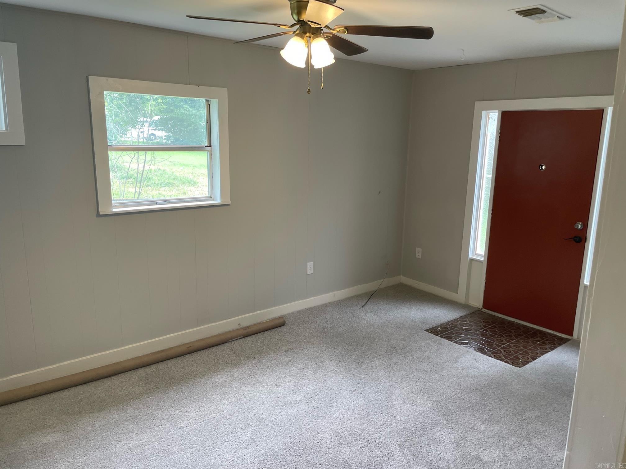 Photo 9 of 17 of 4604 W 55th Street house