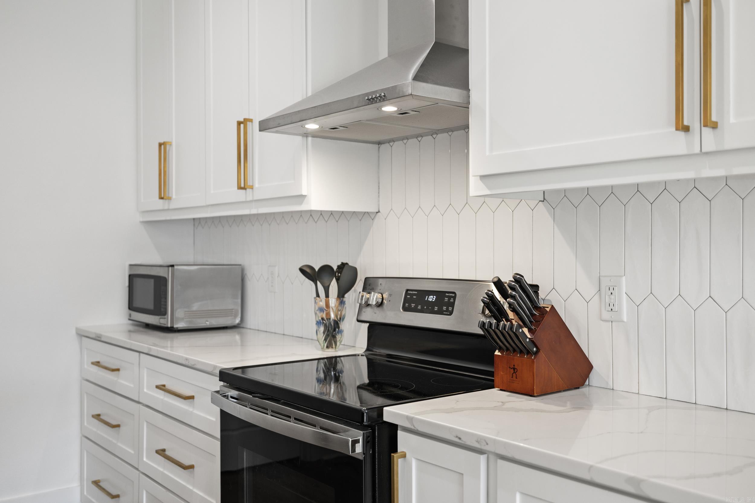 THE ACRES AT ARROWHEAD - Residential