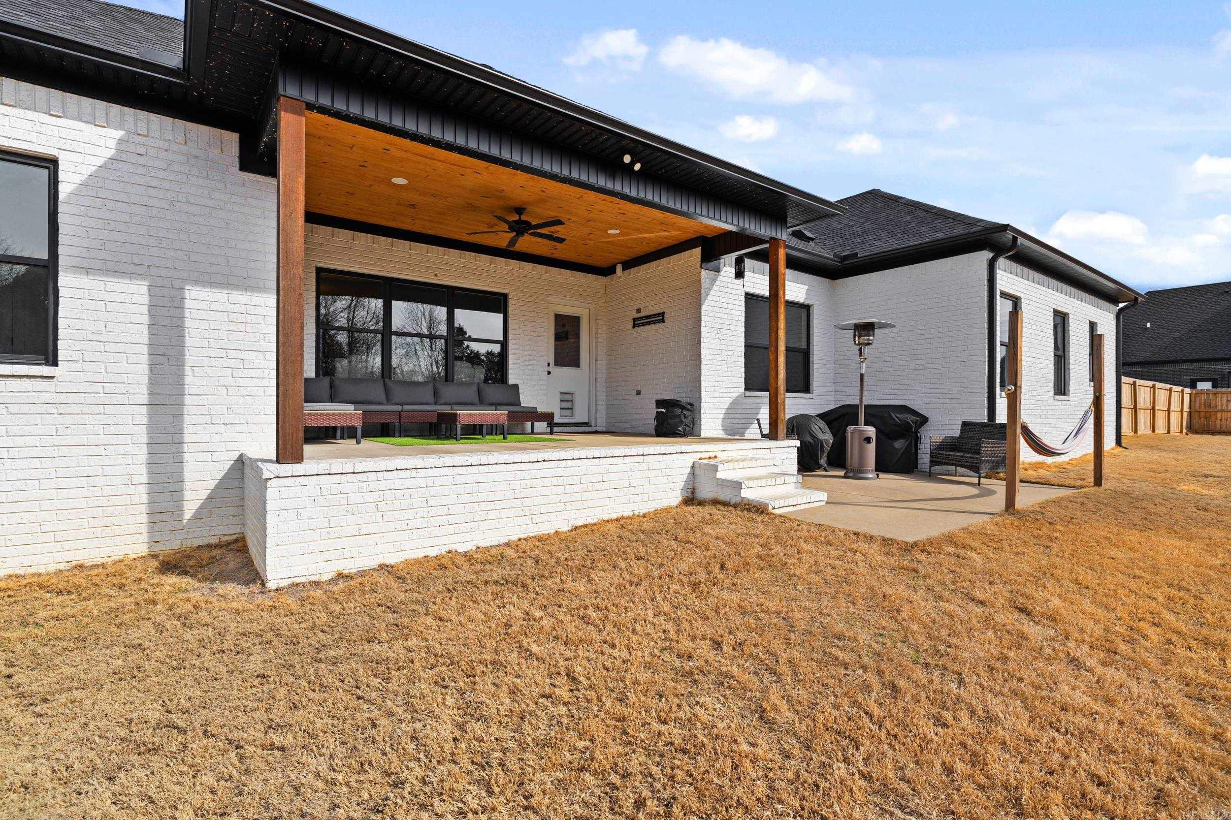 THE ACRES AT ARROWHEAD - Residential