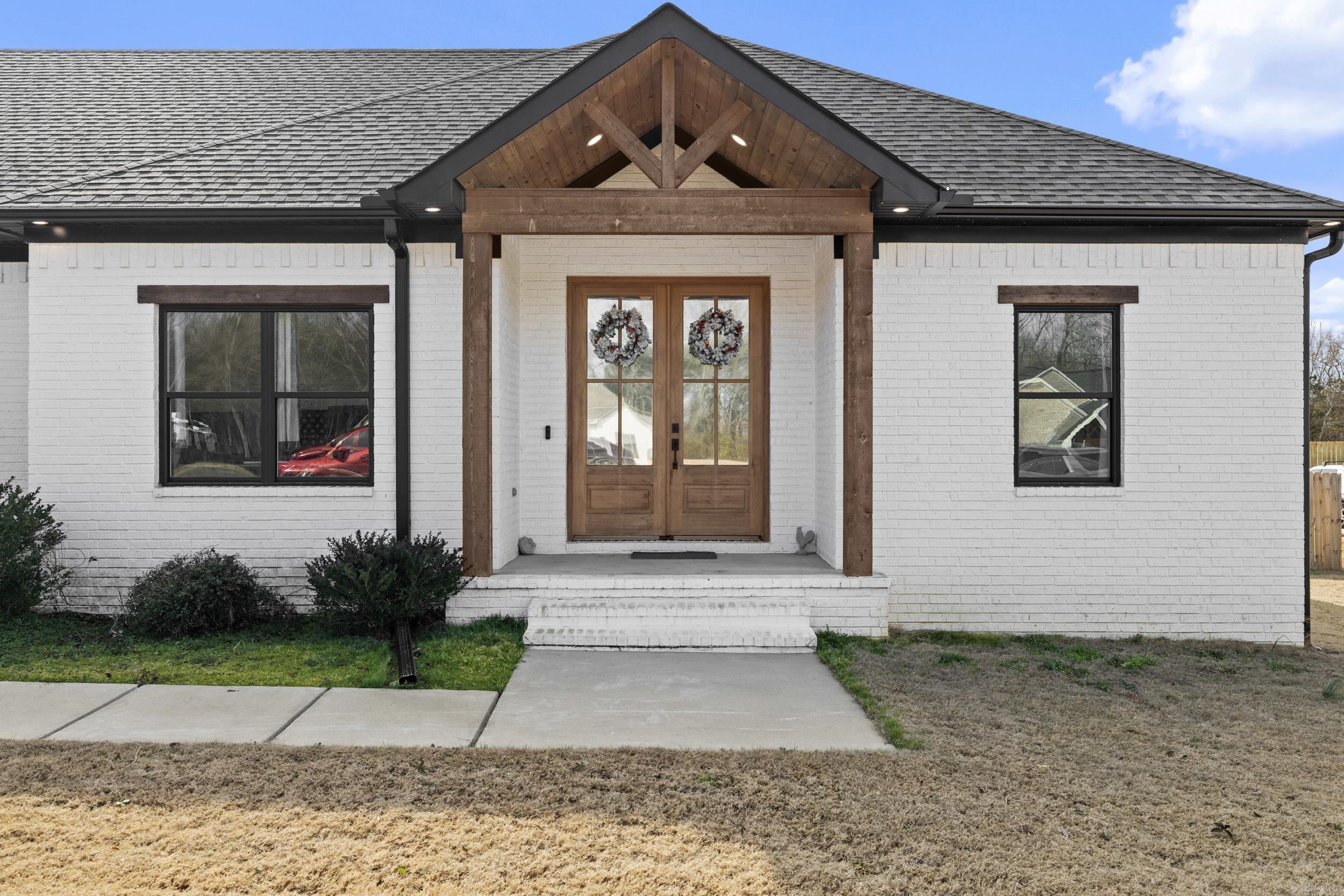 THE ACRES AT ARROWHEAD - Residential