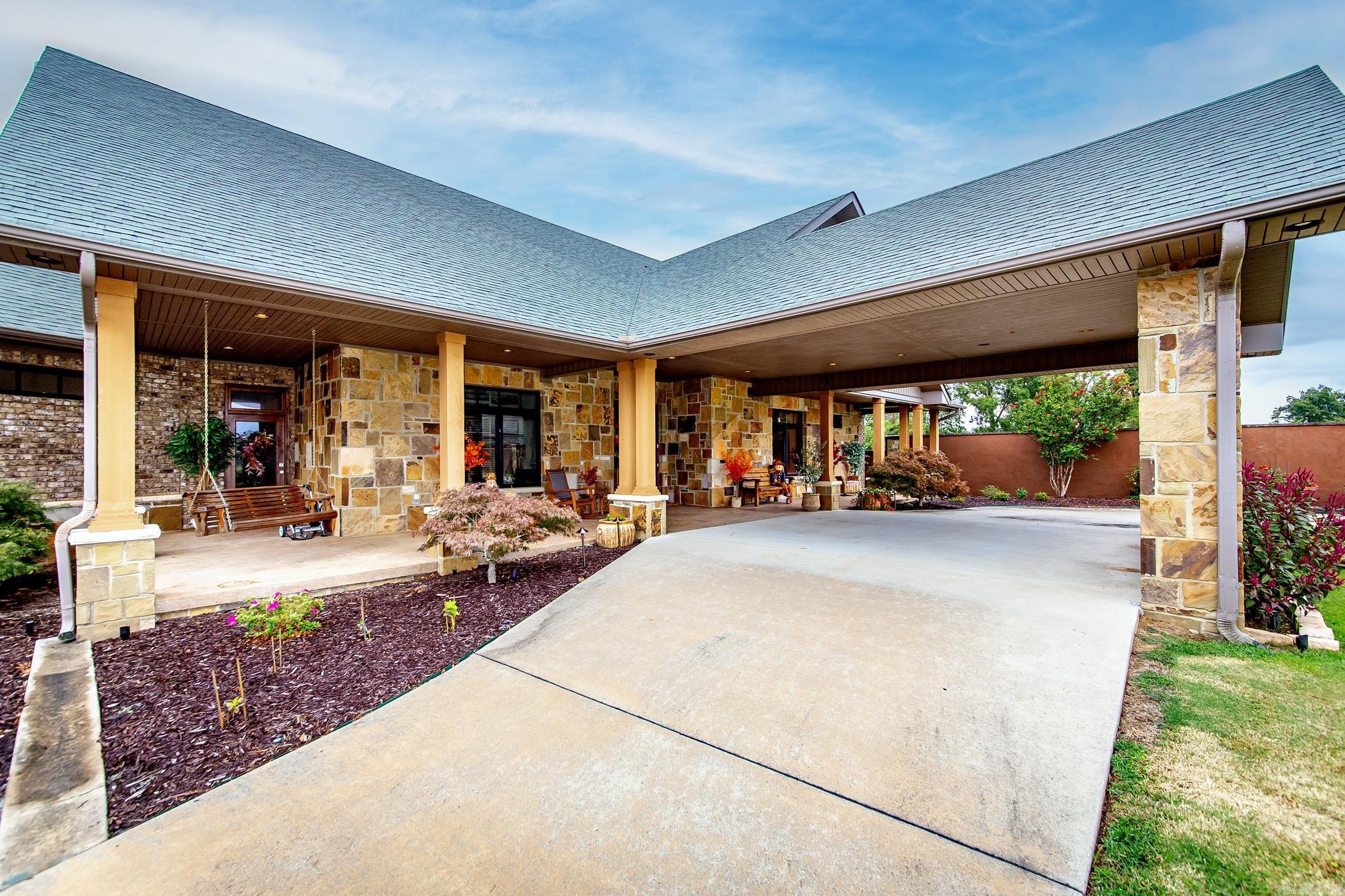 Metes & Bounds - Residential