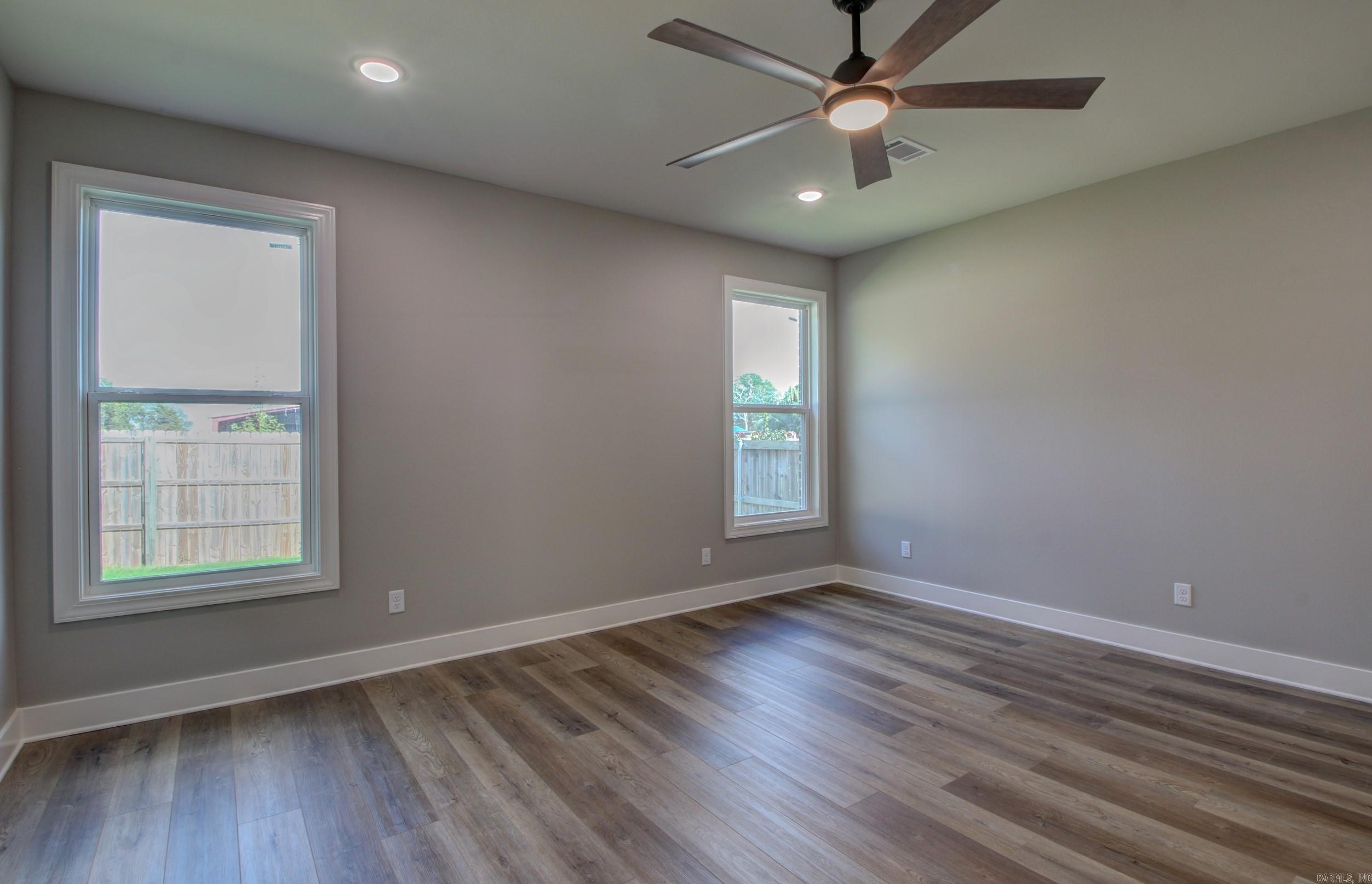 HUNTER CROSSING - Residential