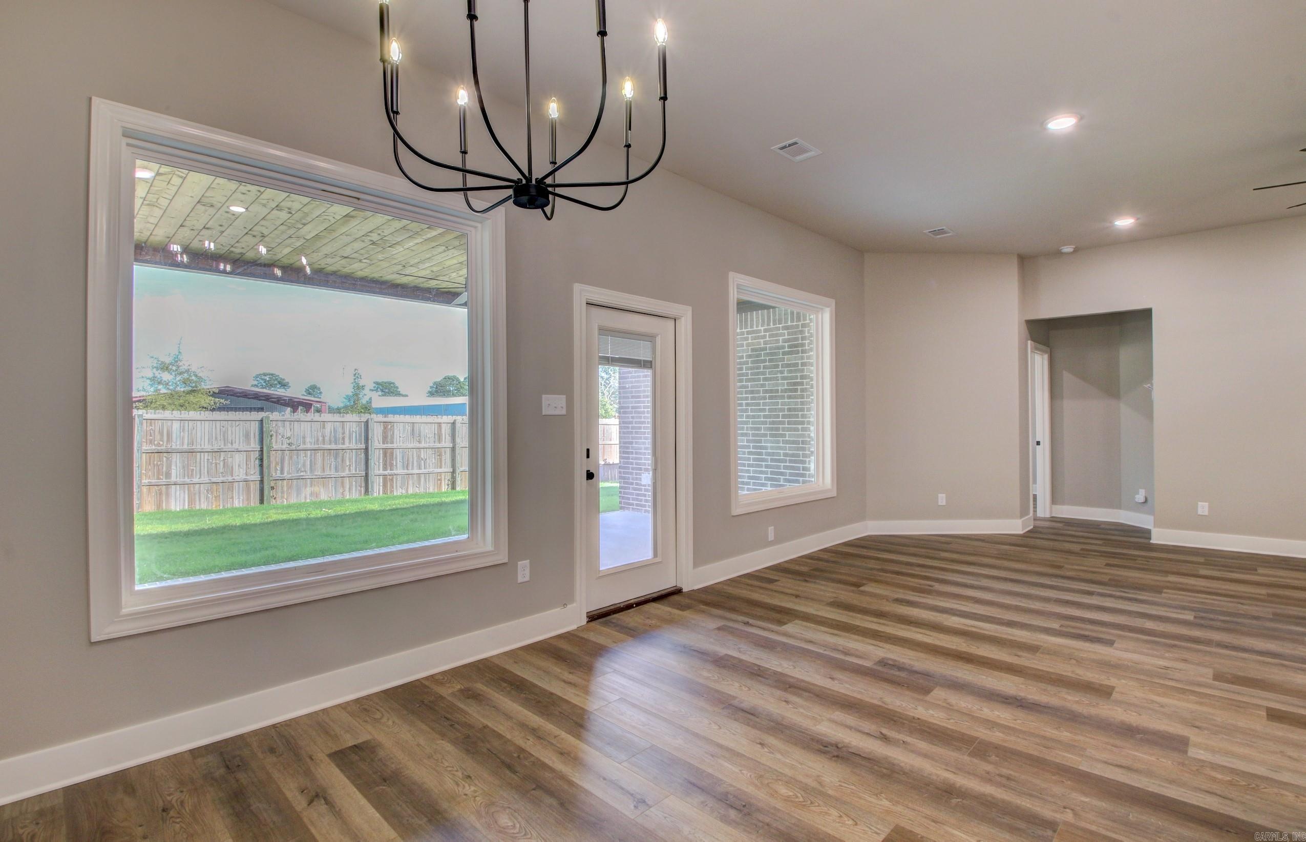 HUNTER CROSSING - Residential