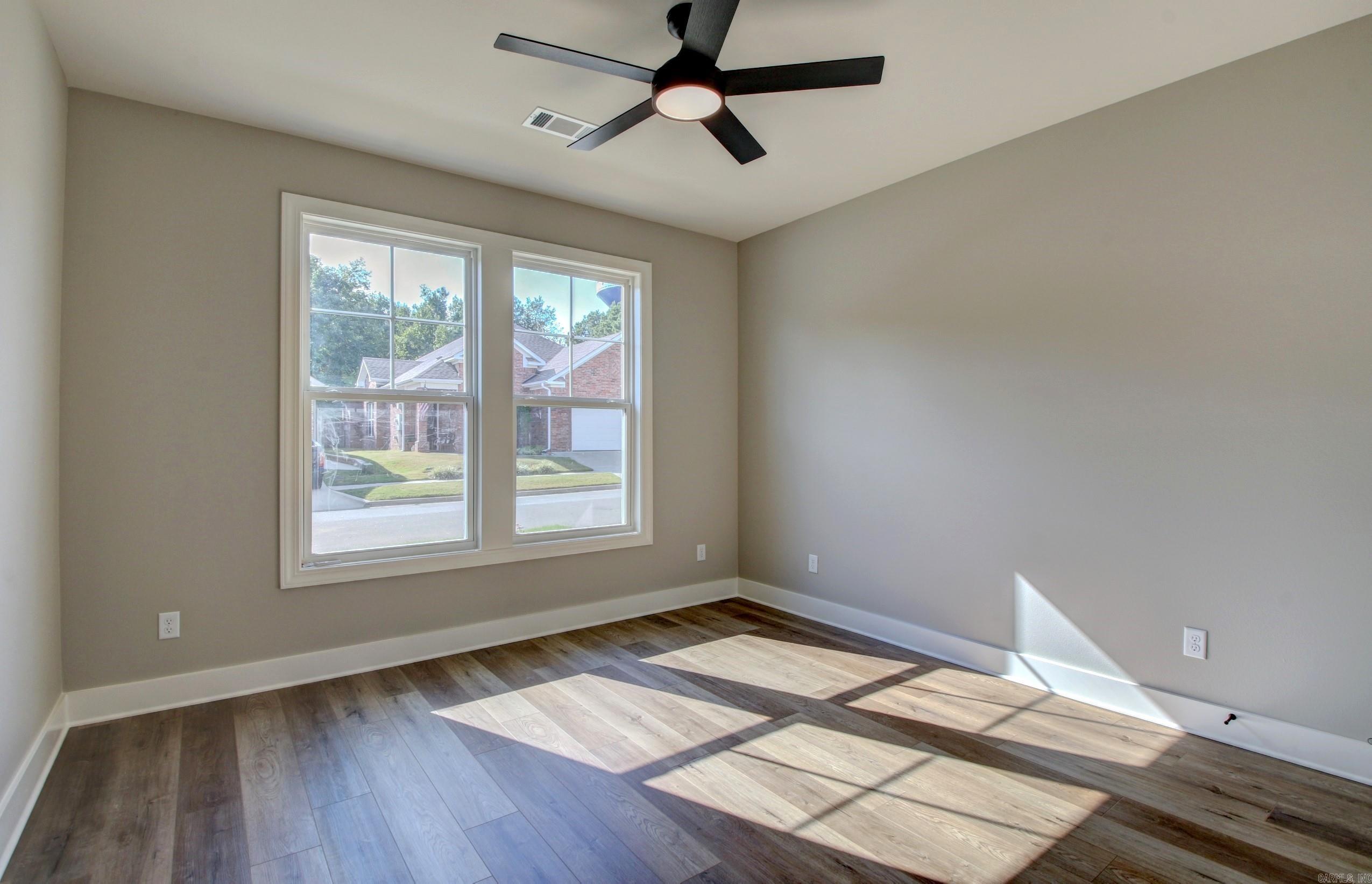 HUNTER CROSSING - Residential