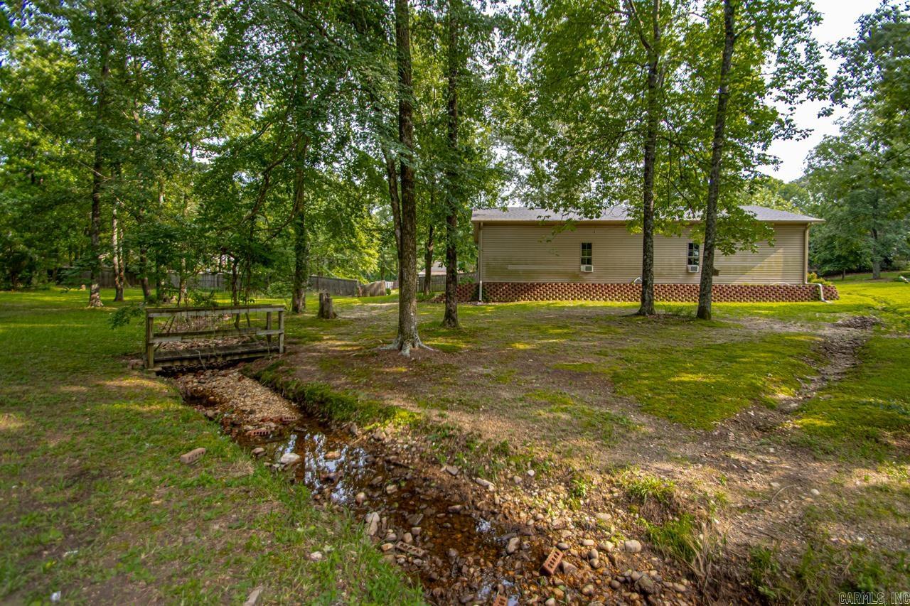 COUNTRY OAKS - Residential
