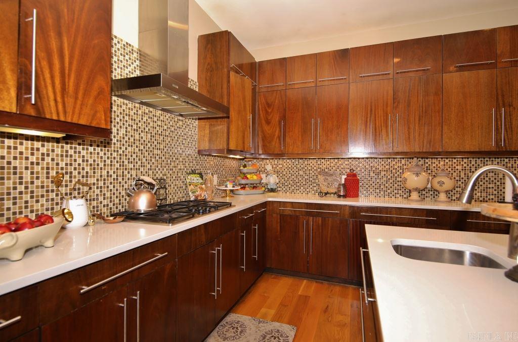 CHENAL VALLEY DEAUVILLE PLACE - Residential