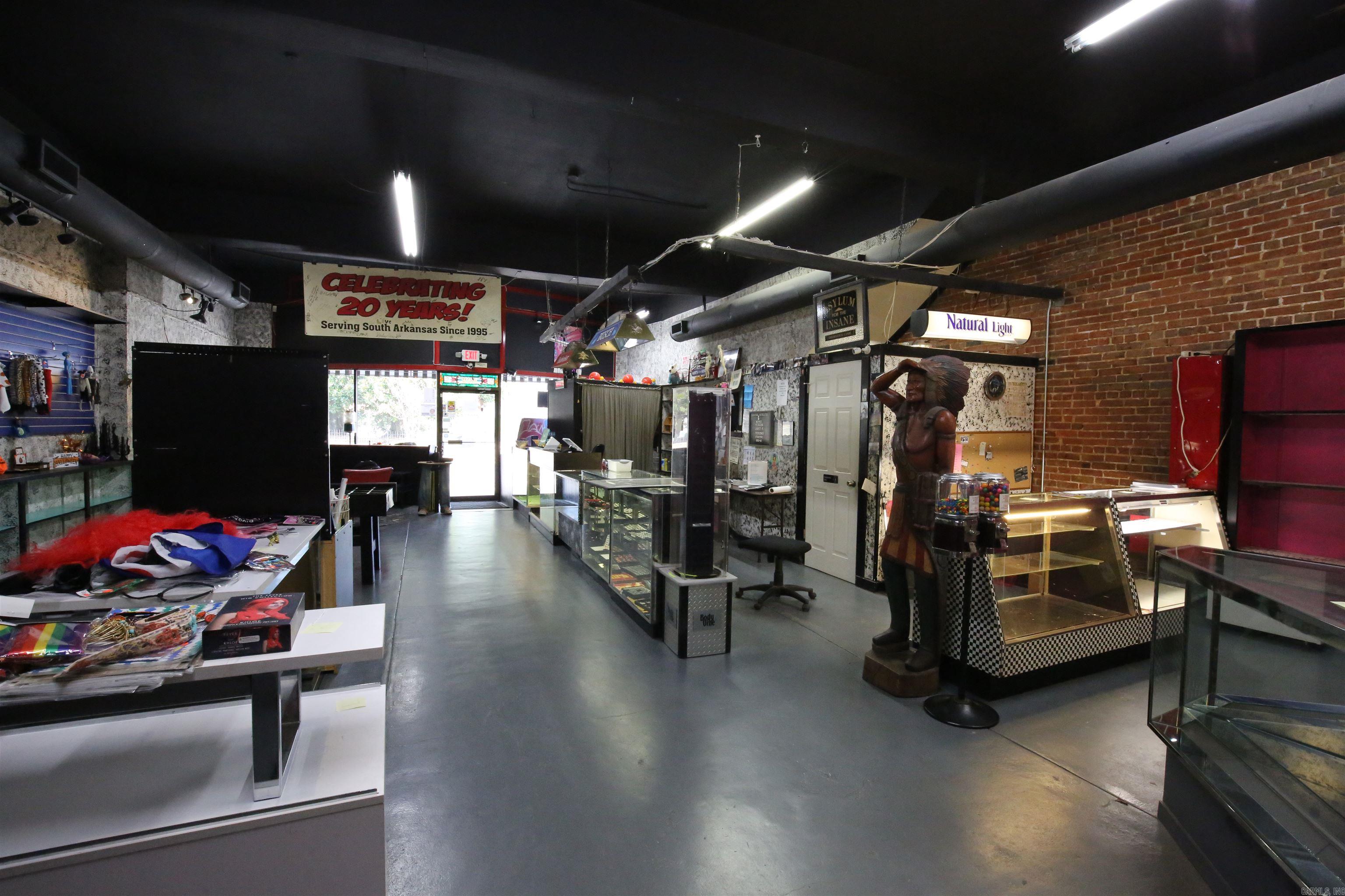 City of El Dorado - Commercial Sale