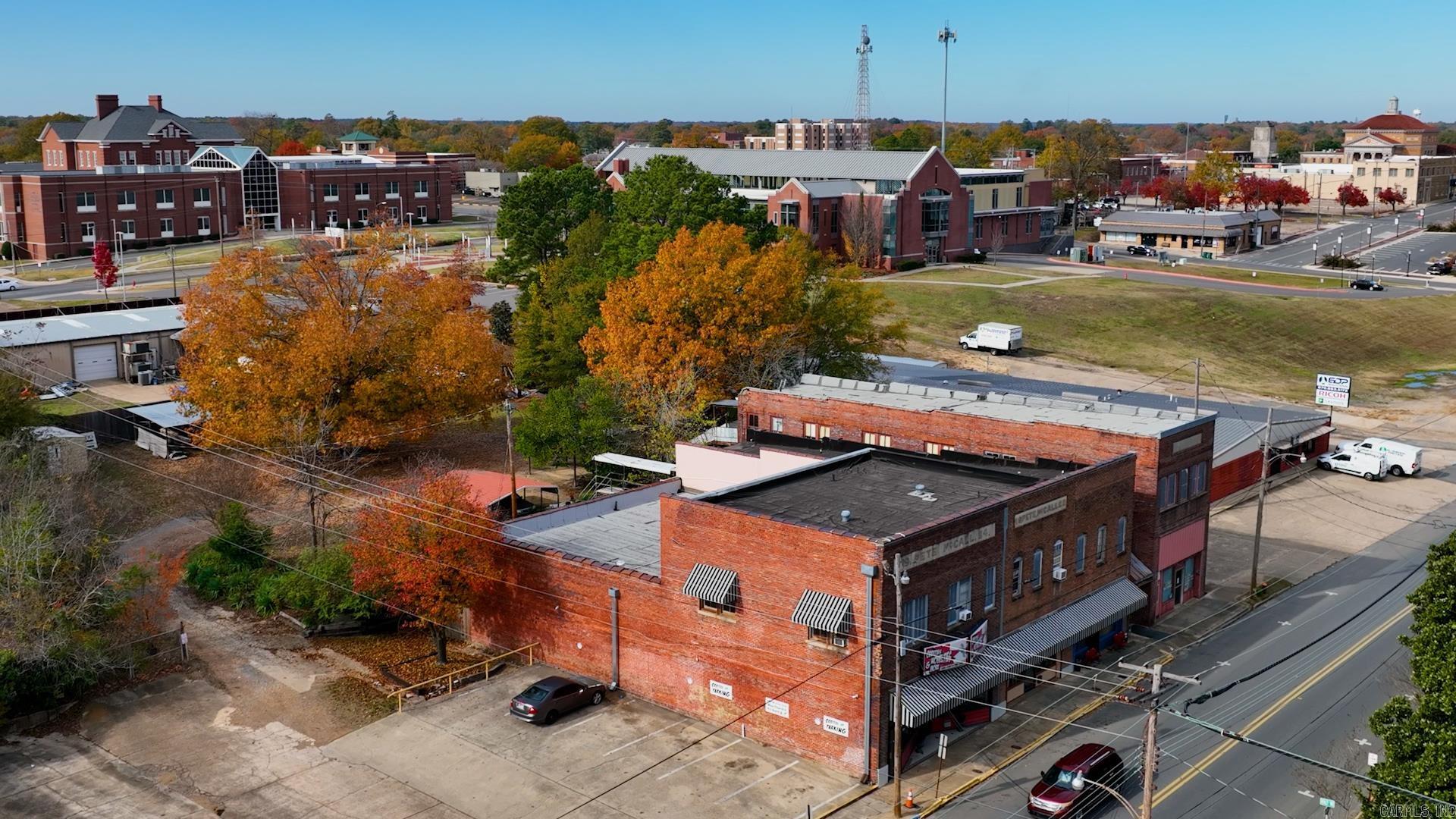 City of El Dorado - Commercial Sale