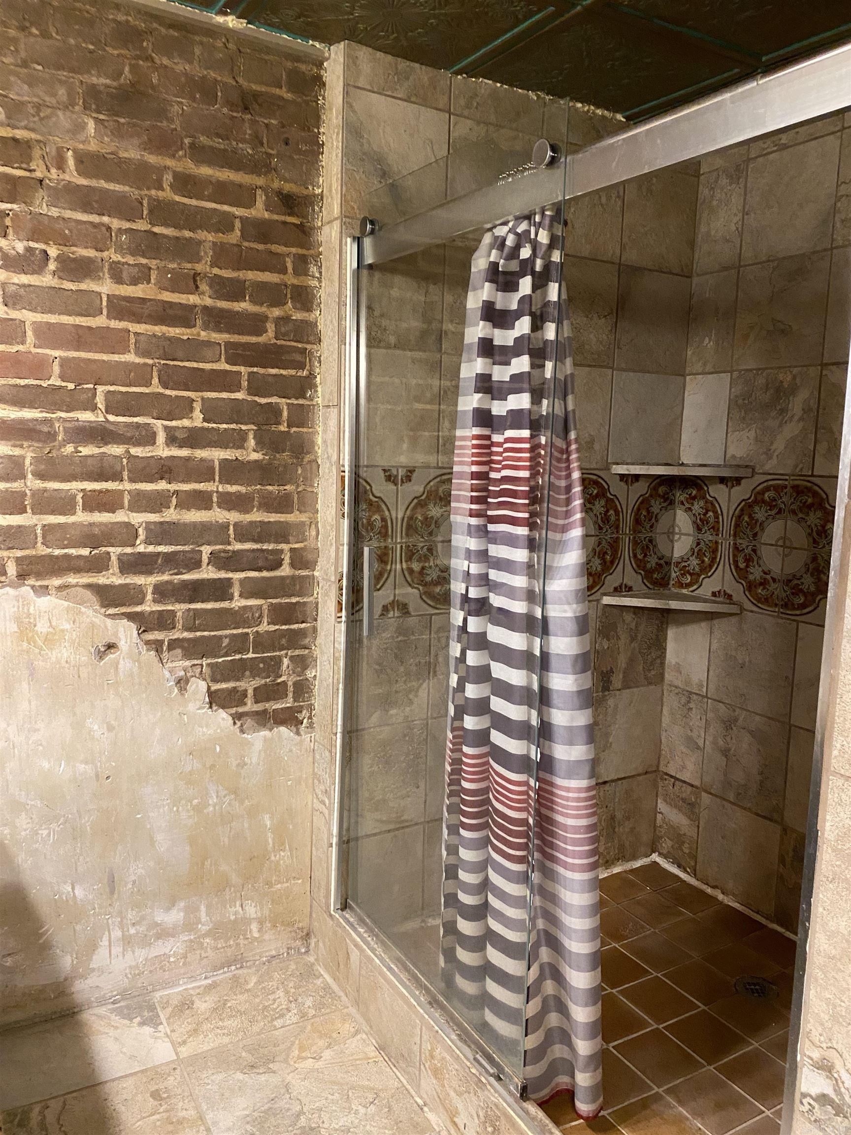 McCulloch - Commercial Sale