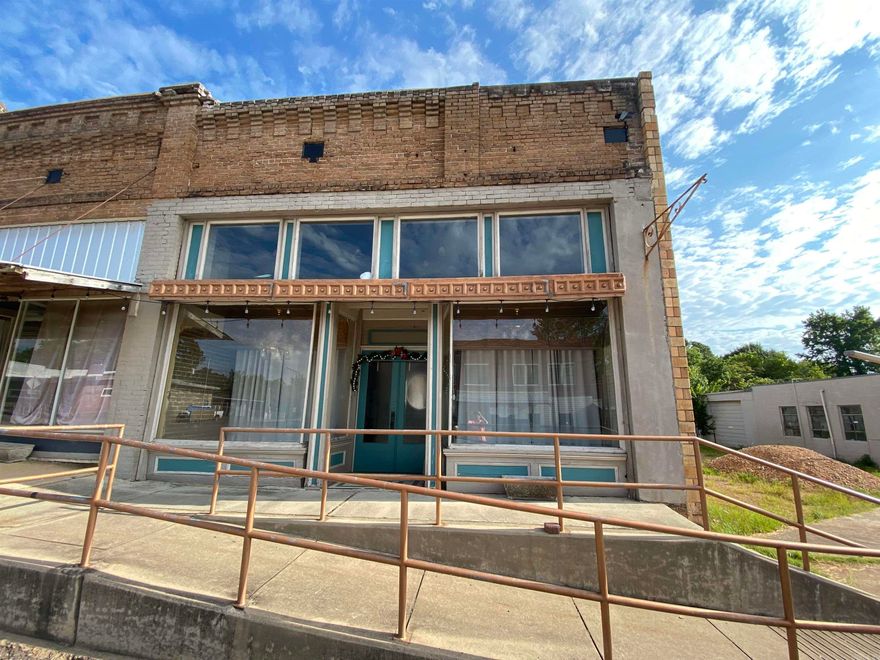 Charm and character, The Hadden House, currently utilized as a rental/investment property has endless  possibilities.  Great opportunity to own a income producing property.   Property has large open floor plan on main floor, large kitchen area and full bath with large entertaining deck on back, upstairs loft offers 2 additional rooms and a full bath.  Rental investment, commercial investment or make it home.  Give us a call for more details or for a personal tour.