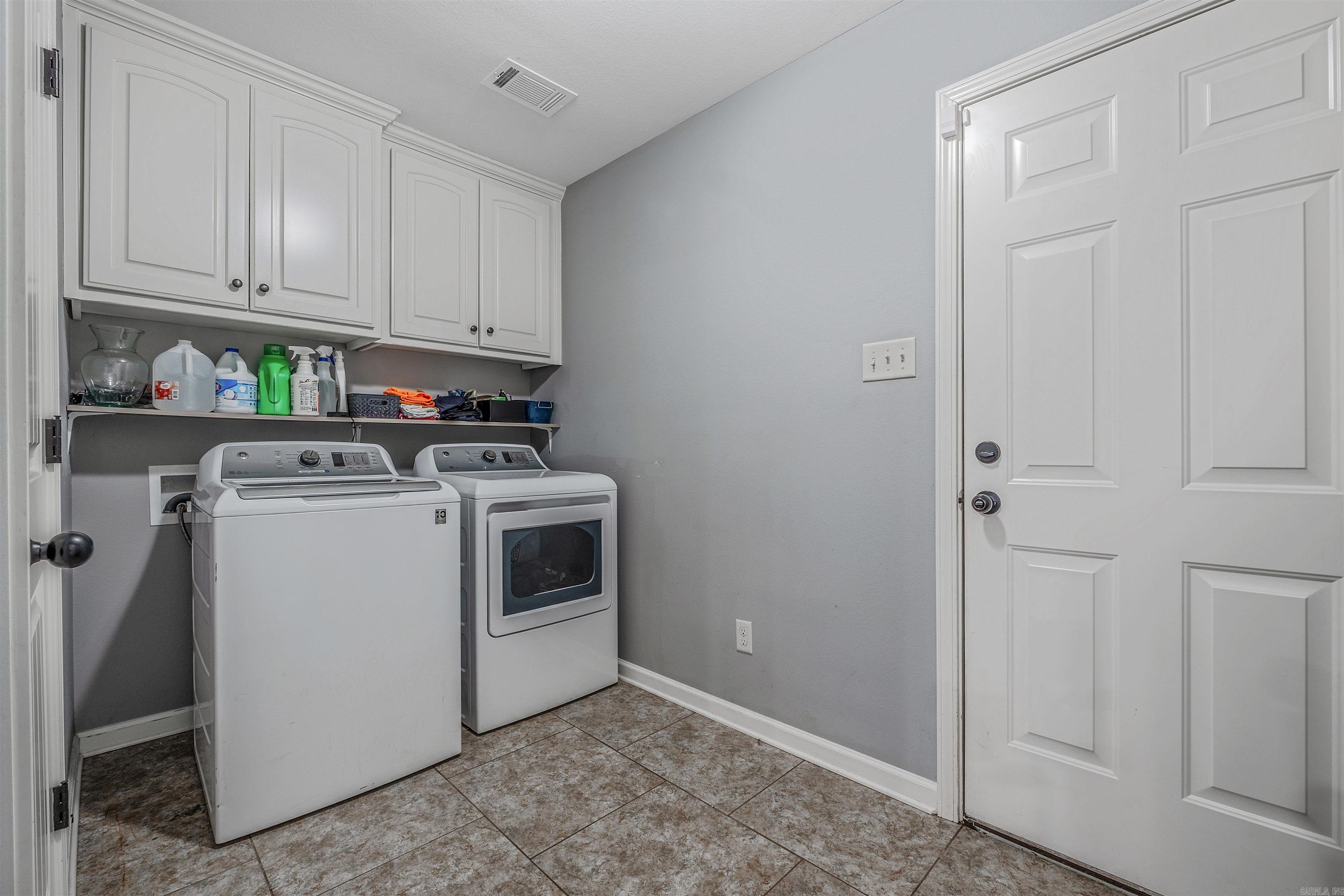 MAGNOLIA ESTATES - Residential